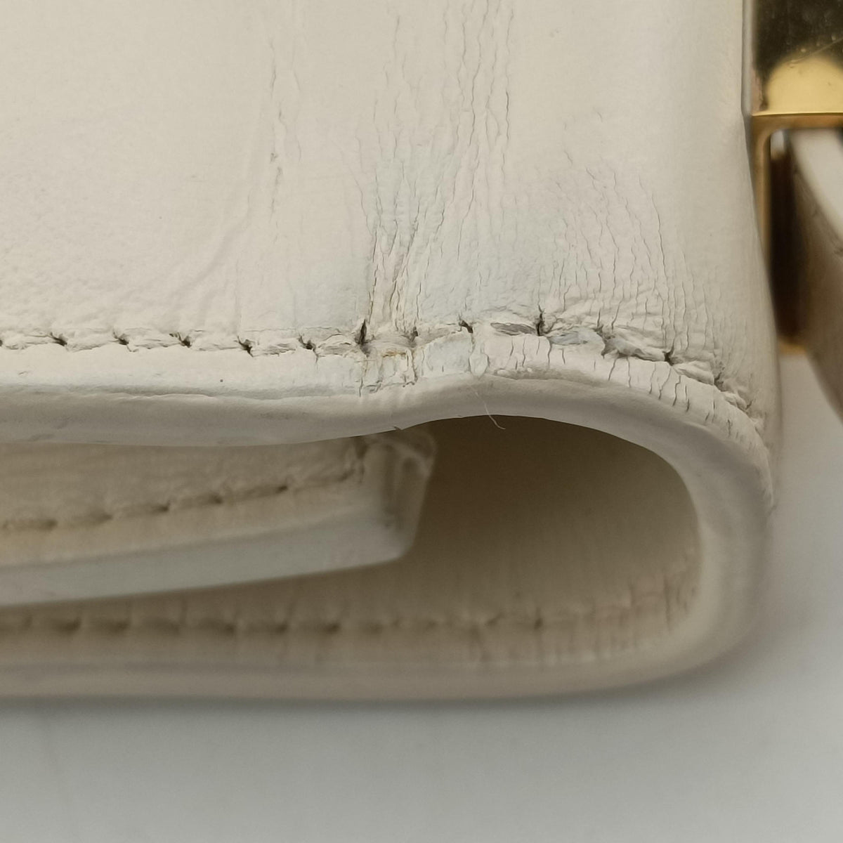 Secondhand Christian Dior 30 Montaigne White leather shoulderbag | stylenewstar