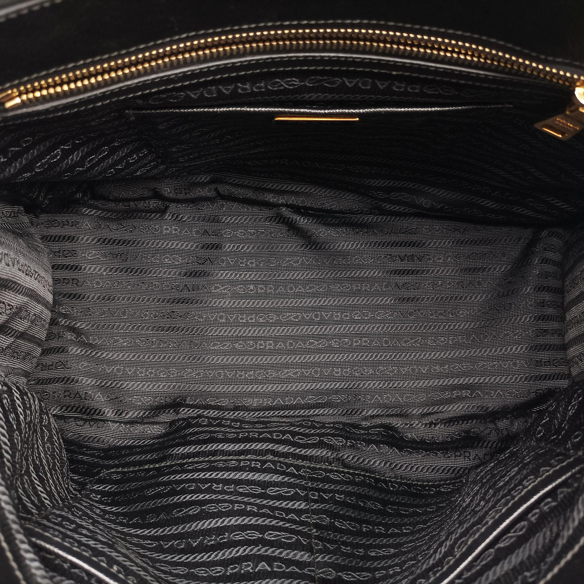 Galleria Black SAFFIANO Leather BN2274 31/H 208ガレリア ブラック サフィアーノレザー BN2274 31/H 208
