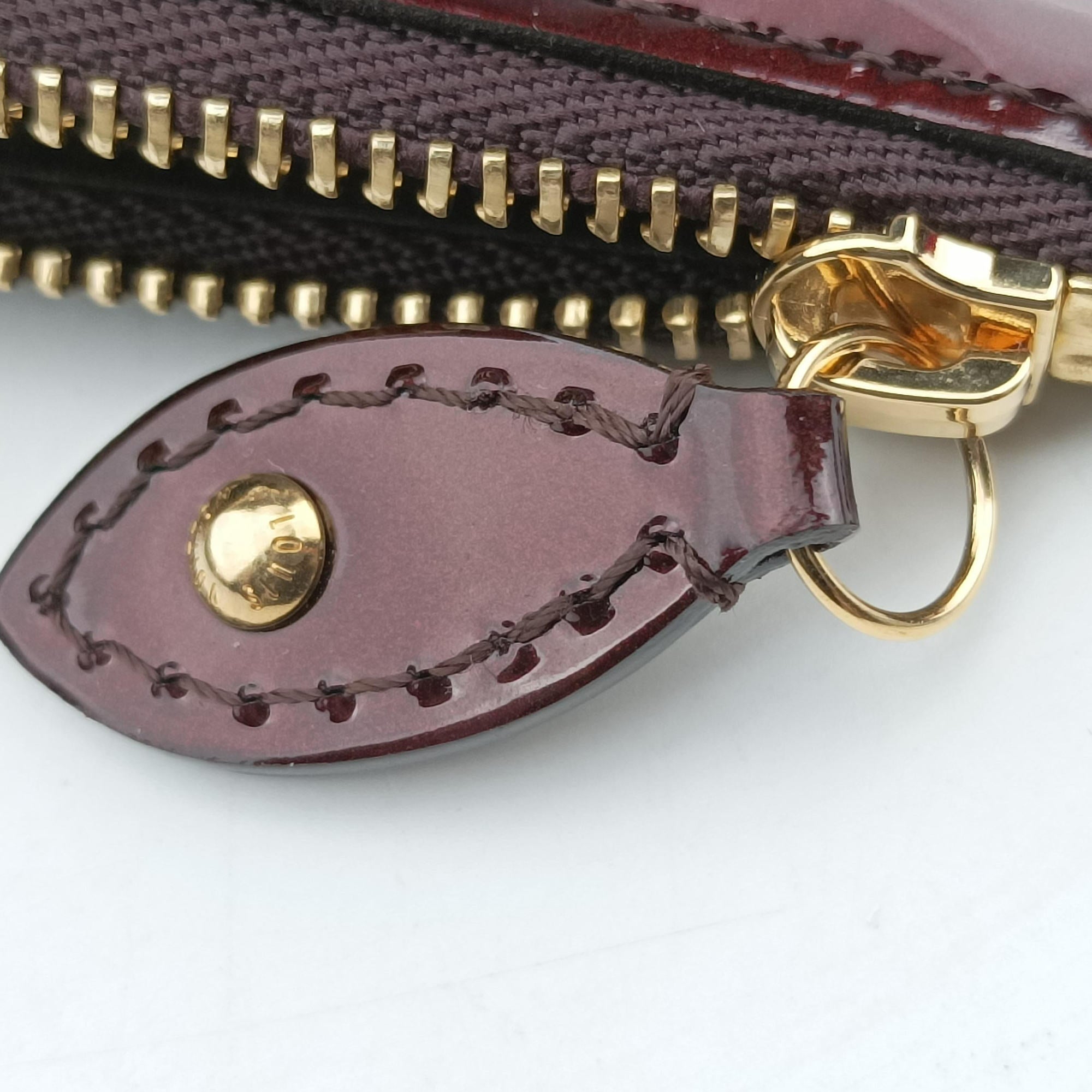 Pochette Cles Amarante Vernis M93557 CA4180ポシェット・クレ アマラント ヴェルニ M93557 CA4180