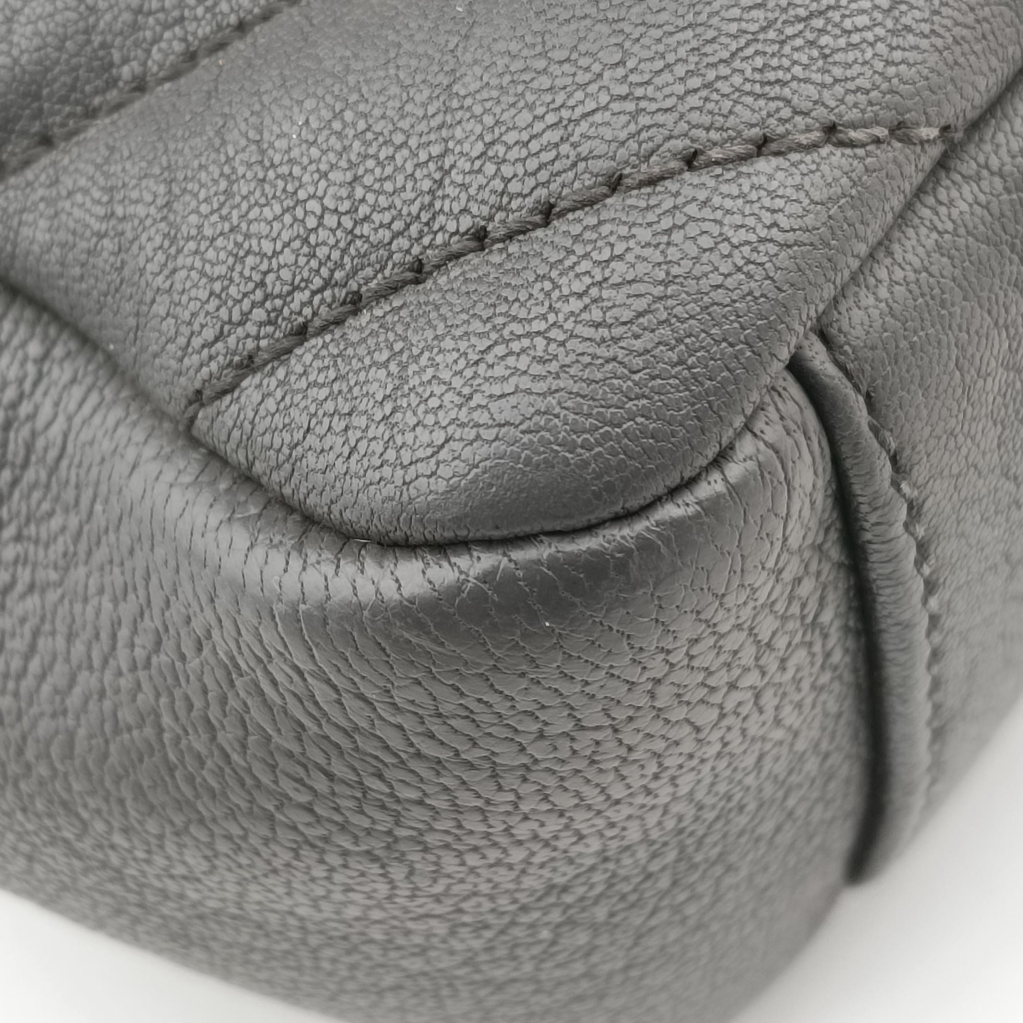 COLLEGE Grey Leather 487213 GUE487213.0318カレッジ グレー レザー 487213 GUE487213.0318