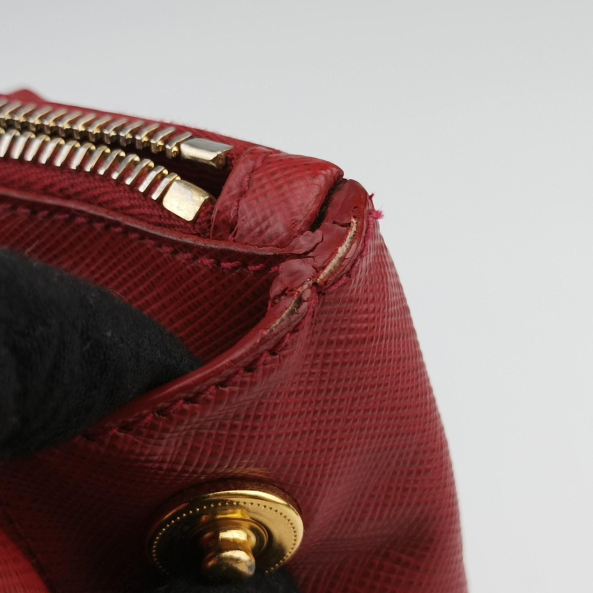 Galleria Red SAFFIANO Leather BN1844 162ガレリア レッド サフィアーノレザー BN1844 162