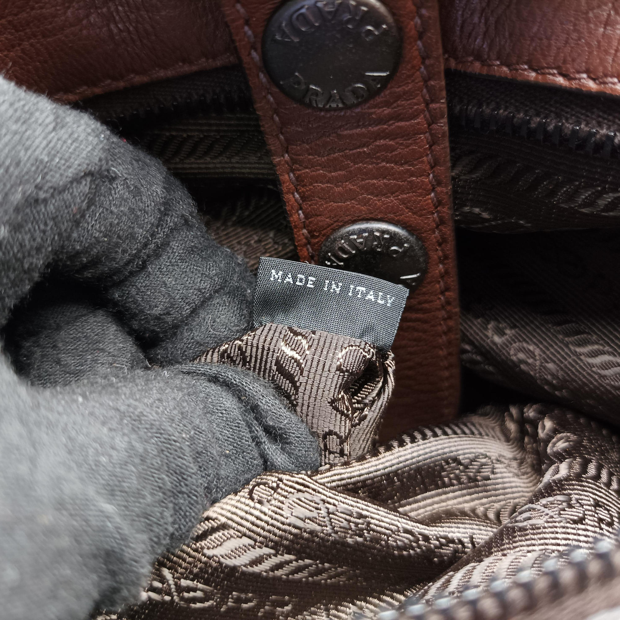 Messenger Brown Leather VA0820 134メッセンジャー ブラウン レザー VA0820 134