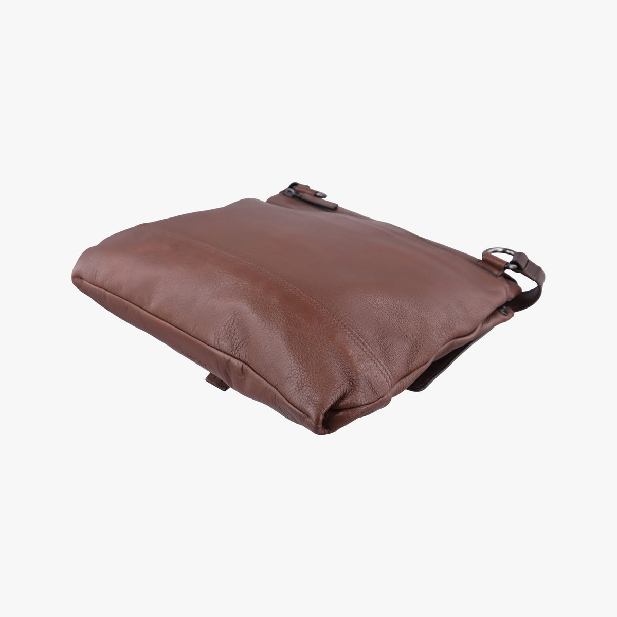 Messenger Brown Leather VA0820 134メッセンジャー ブラウン レザー VA0820 134