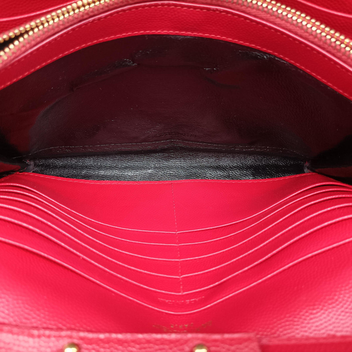 Secondhand Yves Saint Laurent MONOGRAM Red Leather 277828 shoulderbag | stylenewstar
