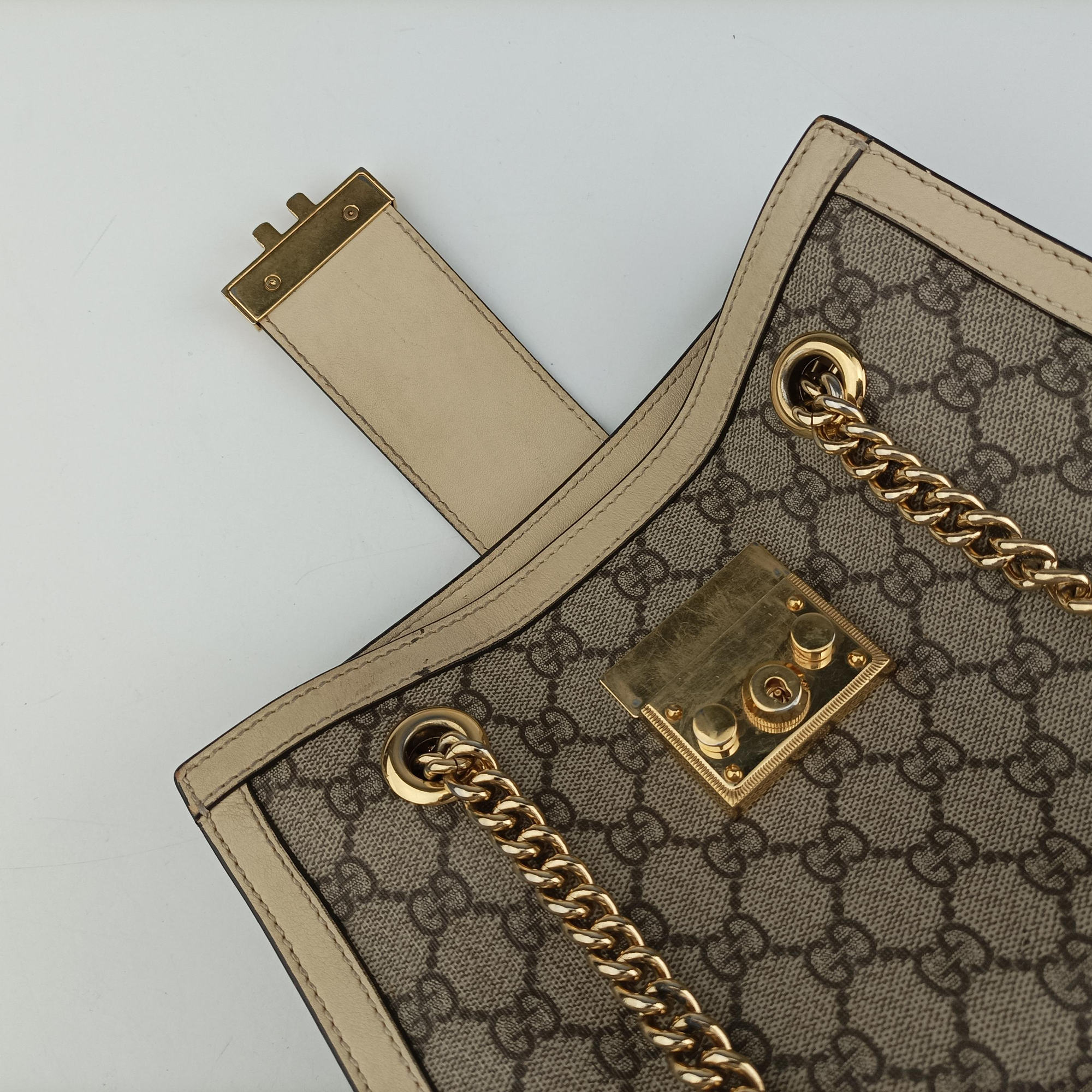 Padlock Brown×white PVC coated canvas×Leather 498156 F033868007パドロック ブラウン×ホワイト PVCコーティングキャンバス×レザー 498156 F033868007