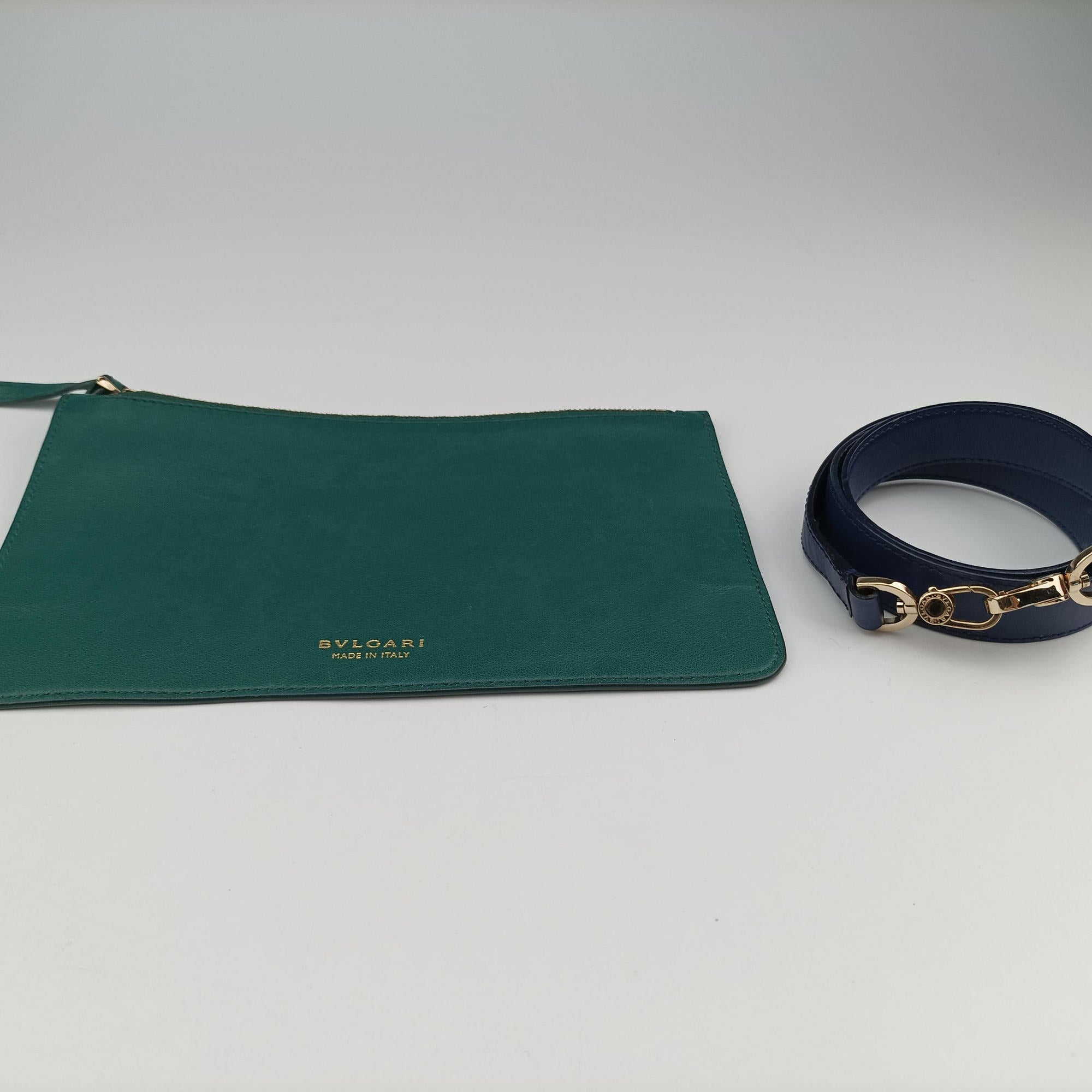 Isabella Rossellini Blue × Green Leather AX.M13.37183イザベラ ロッセリーニ ブルー × グリーン レザー AX.M13.37183