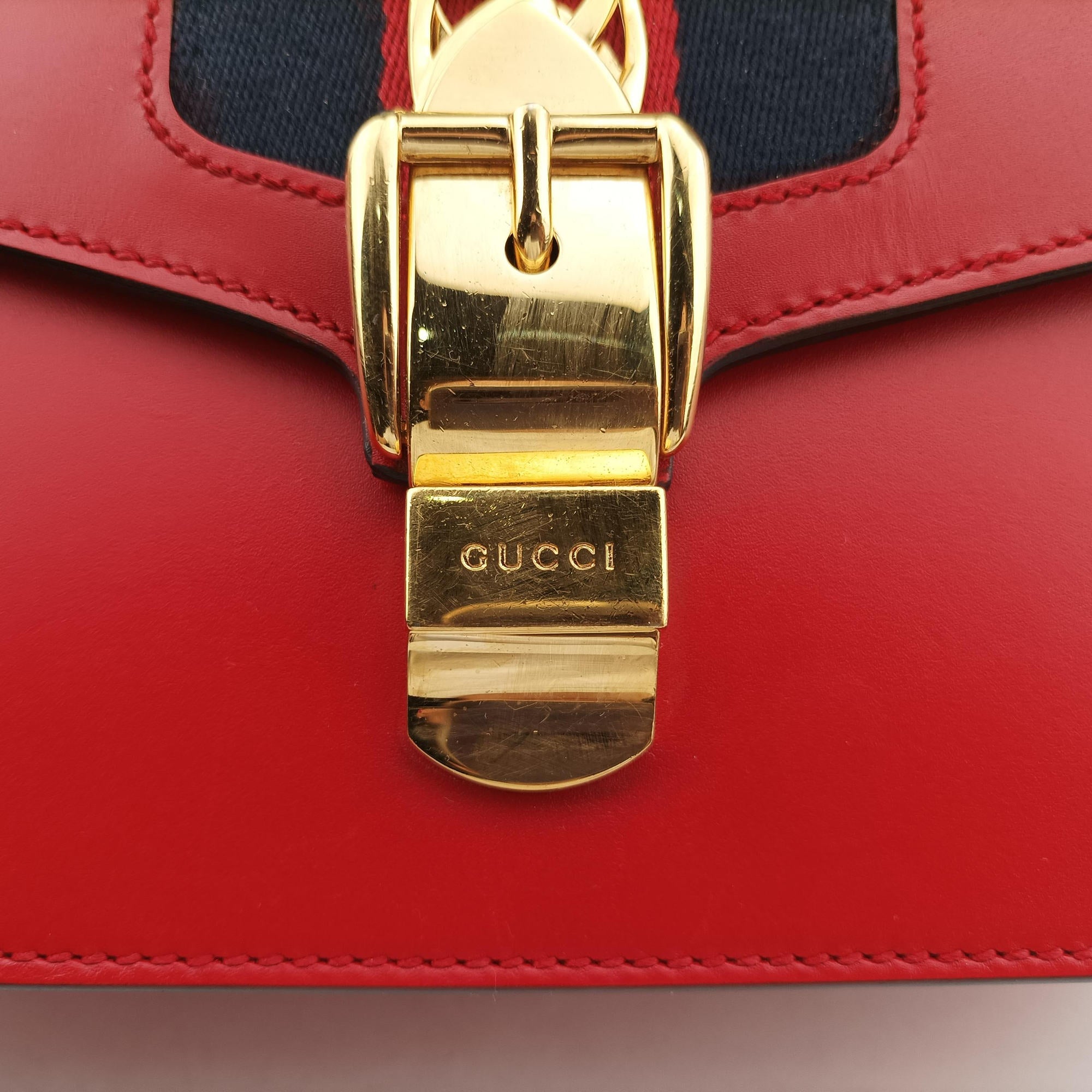 Sylvie Red×navy Leather 421882 F026260568シルヴィ レッド×ネイビー レザー 421882 F026260568