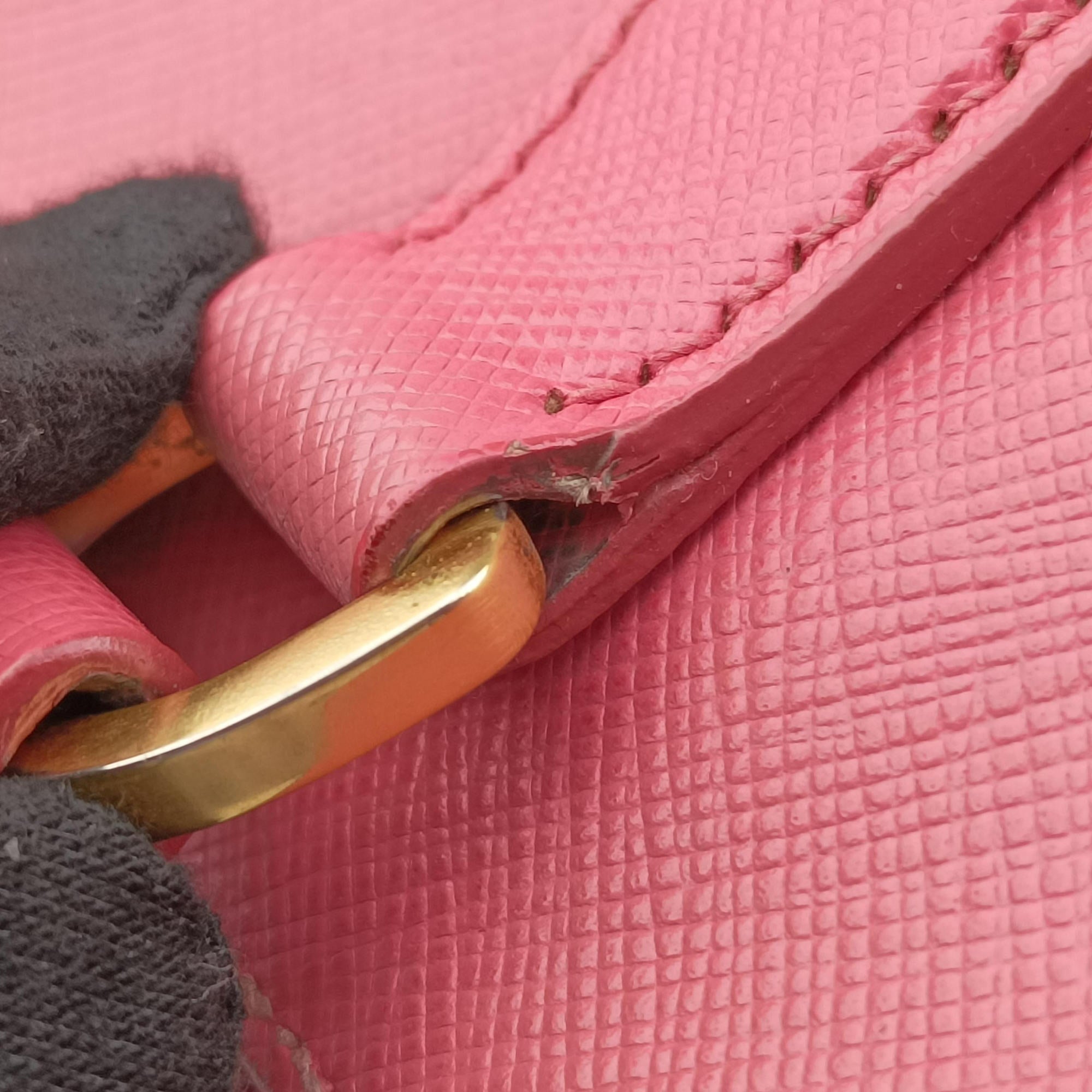 Galleria Rose SAFFIANO Leather BN1844 102ガレリア ローズ レッド サフィアーノレザー BN1844 102