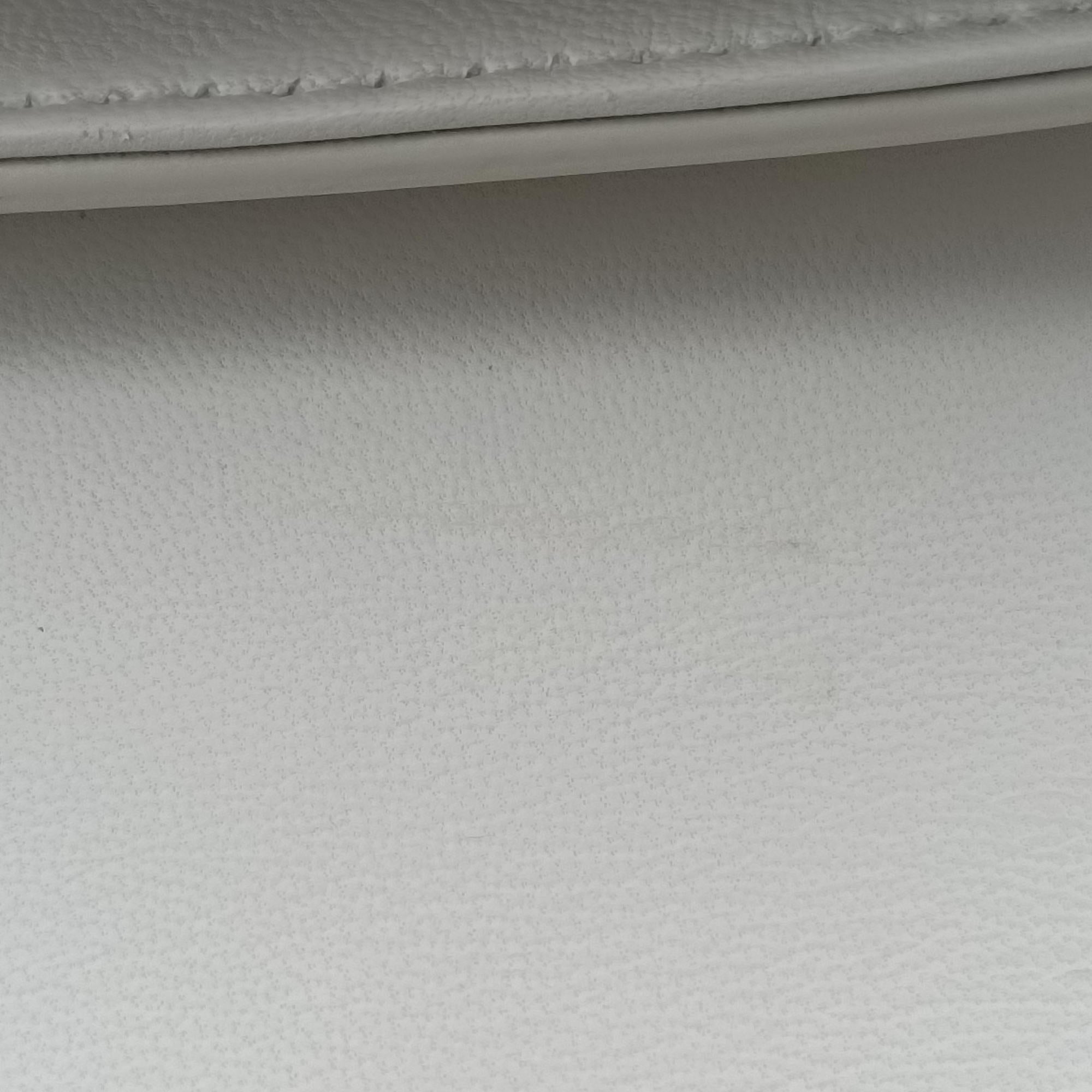 Small Besace 16 White Leather U-GM-3119スモール ブザス 16セーズ ホワイト レザー U-GM-3119