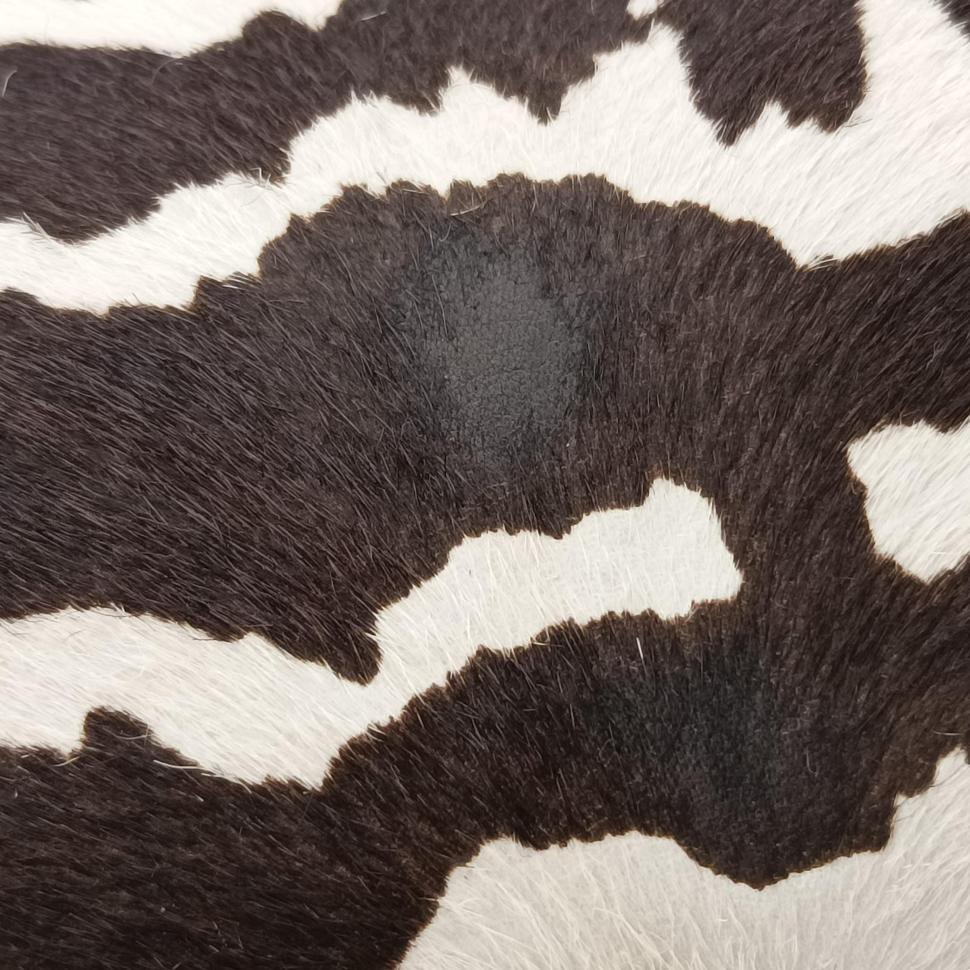 Marrakech zebra print Beige x Black x White ponyhair×Leather 257024 F010811864マラケシュ ゼブラプリント ベージュ×ブラック×ホワイト ハラコ×レザー 257024 F010811864