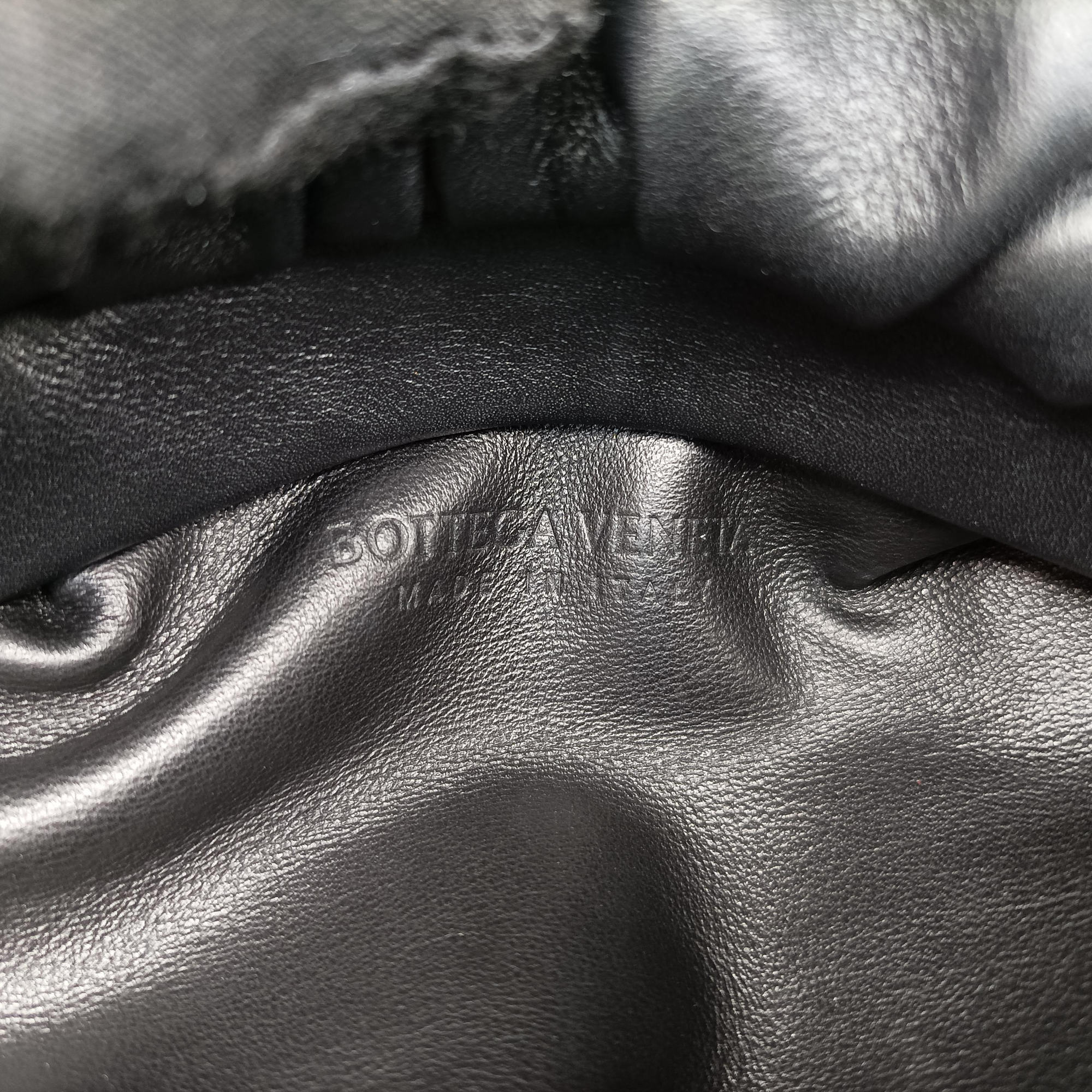 THE Chain Pouch Black lambskin B08983362Qザ チェーン ポーチ ブラック ラムスキン B08983362Q