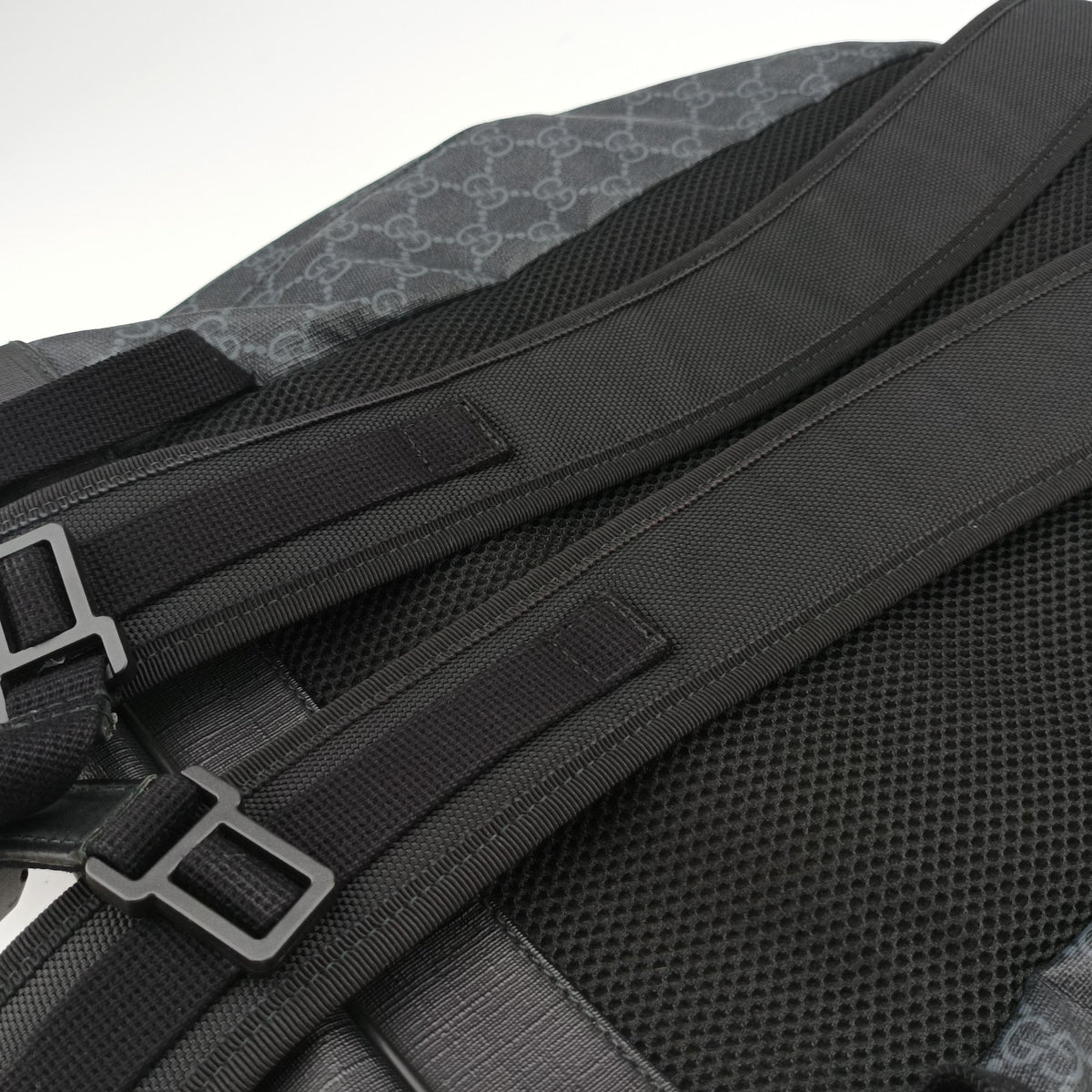 GG Supreme Black x Gray PVC coated canvas×leather 495563 C028223256GGスプリーム ブラック×グレー PVCコーティングキャンバス×レザー 495563 C028223256