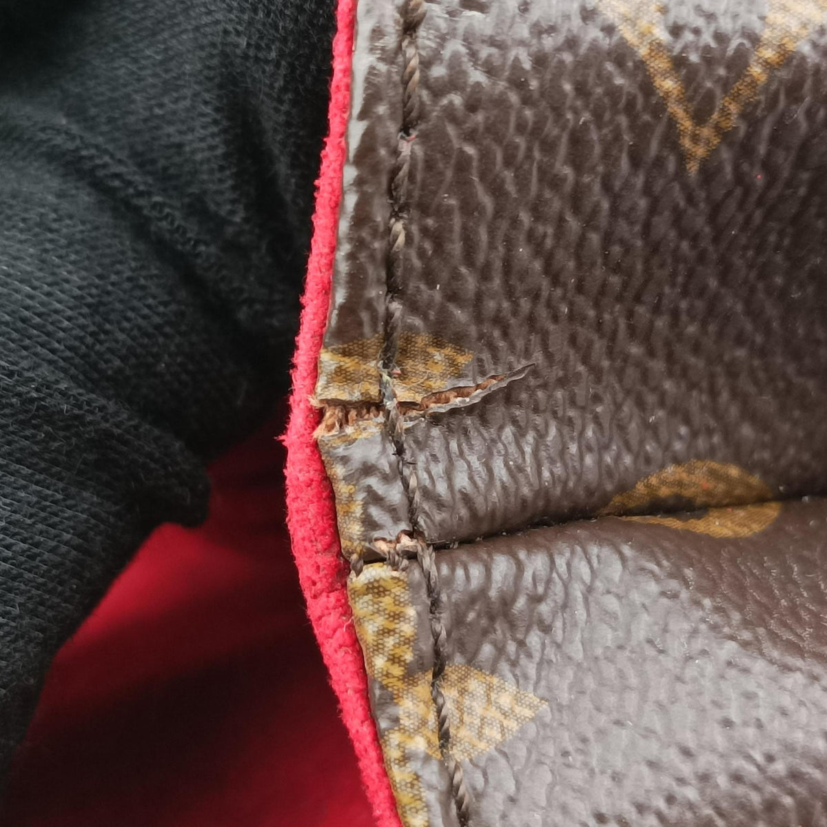 SAINT MICHEL Brown×COQUELICOT Monogram Canvas×epi M44031 CA3117サンミシェル モノグラム/ブラウン×コクリコ モノグラムキャンバス×エピ M44031 CA3117