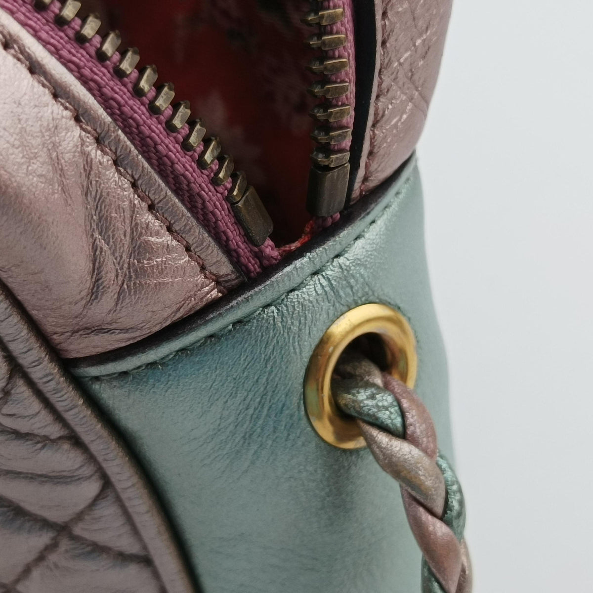 Pre-owned Gucci Trapuntata Camera Zumi pink×green×multi Leather 541061 shoulderbag | stylenewstar