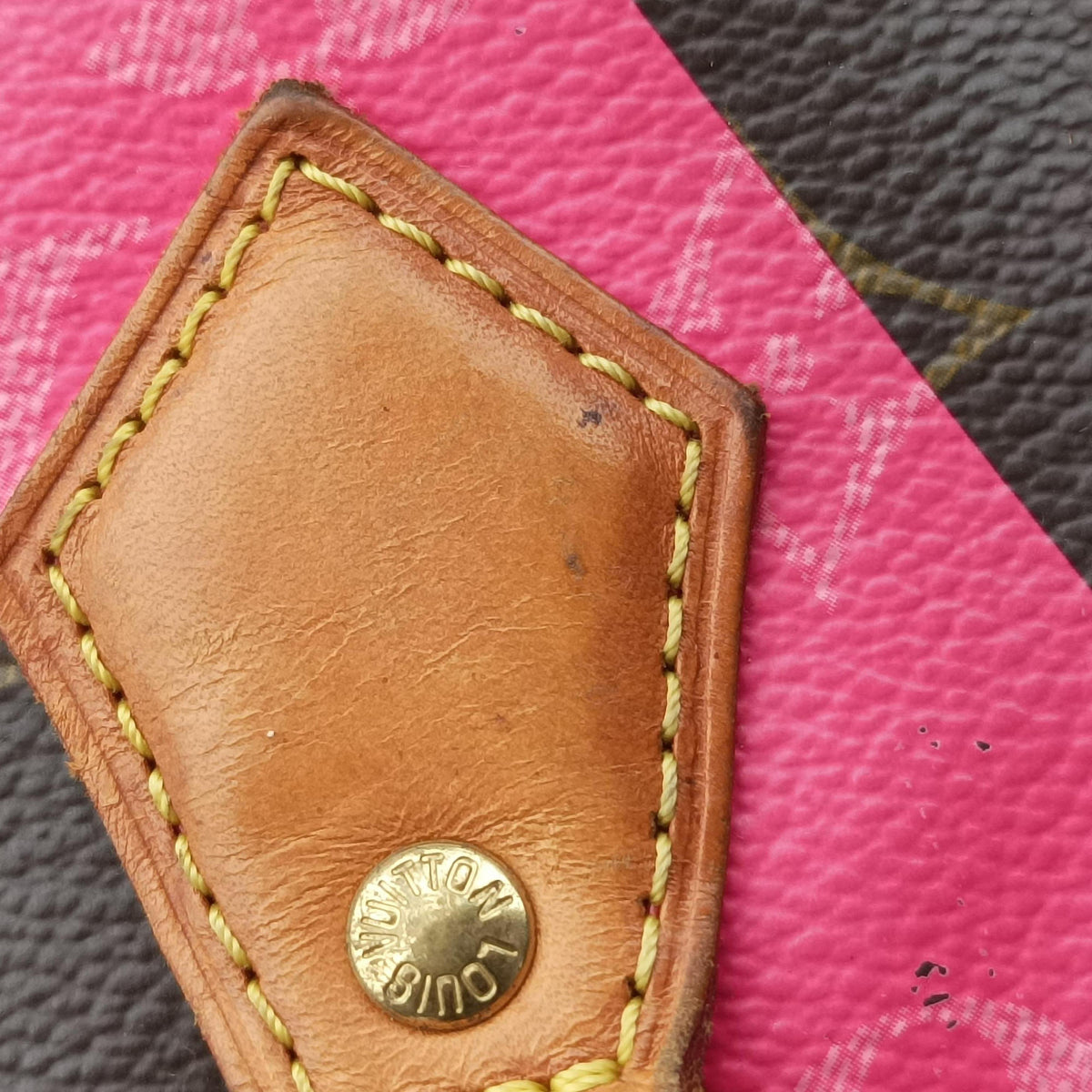 Pre-owned Louis Vuitton Speedy 30 Grenade V brown×pink Monogram Canvas M41533 handbag | stylenewstar