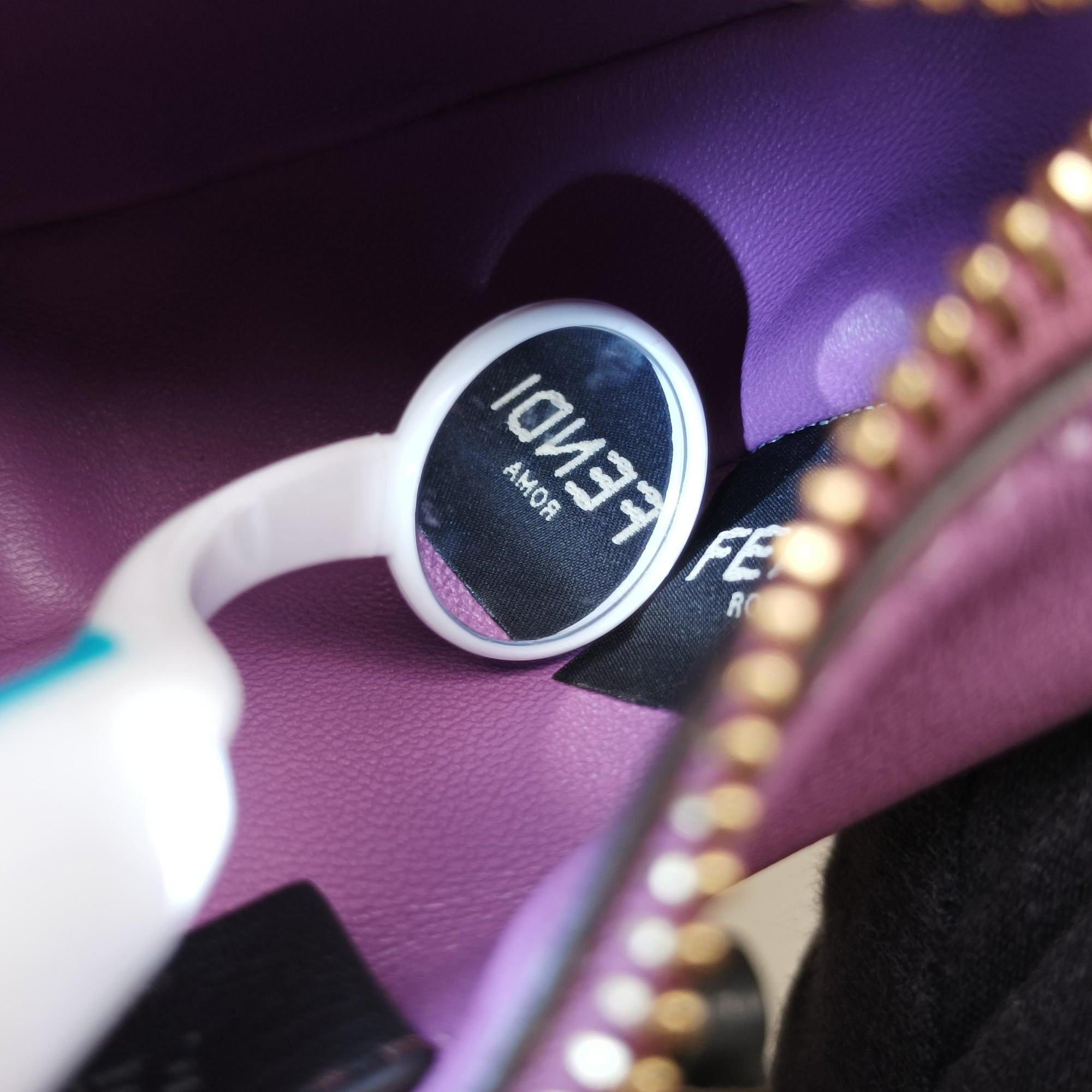 Nano Fendigraphy Purple Leather 7AS089 7AS089 AKKT 229 4927ナノ フェンディグラフィー パープル レザー 7AS089 7AS089 AKKT 229 4927