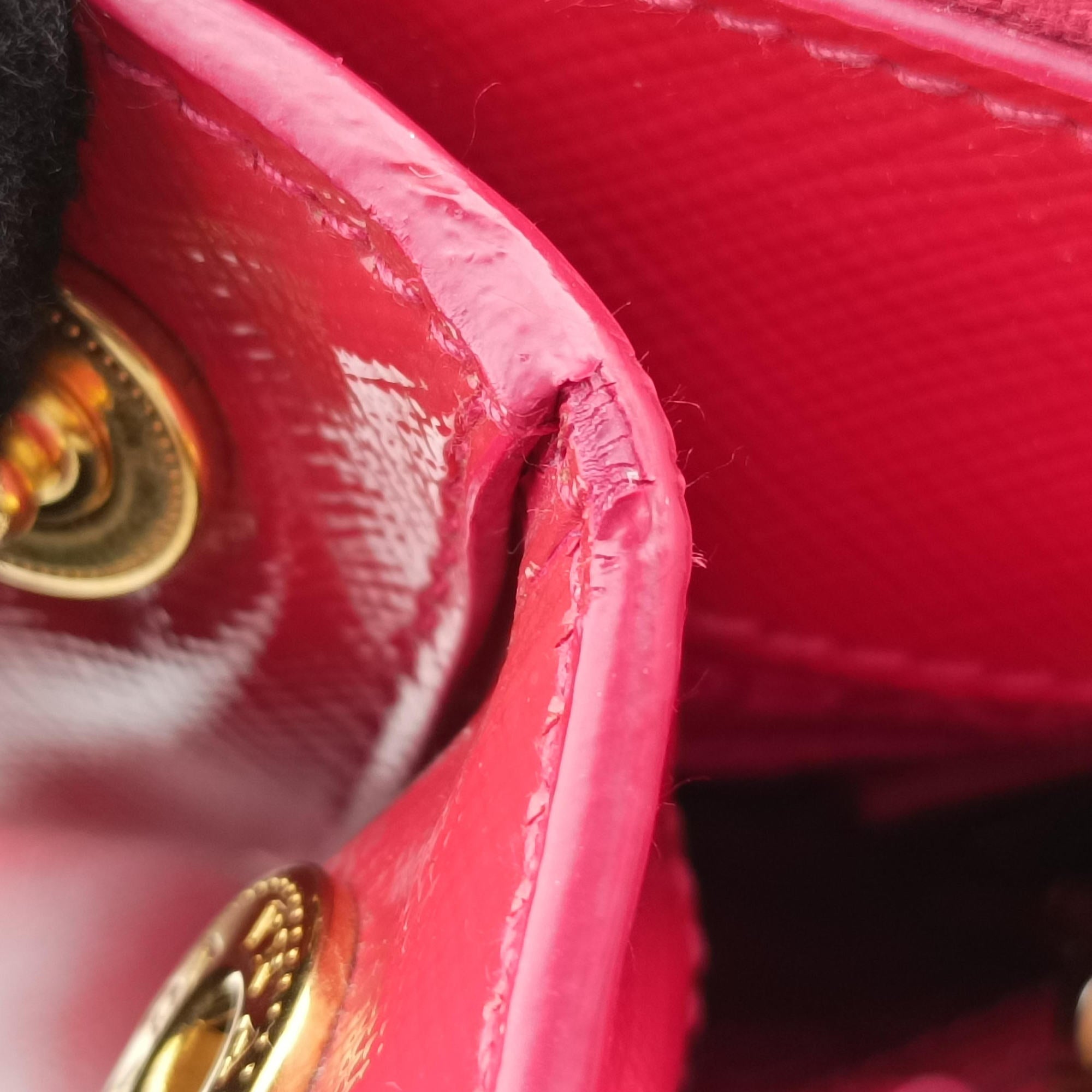 Galleria Red SAFFIANO Leather BN1874 117ガレリア レッド サフィアーノレザー BN1874 117