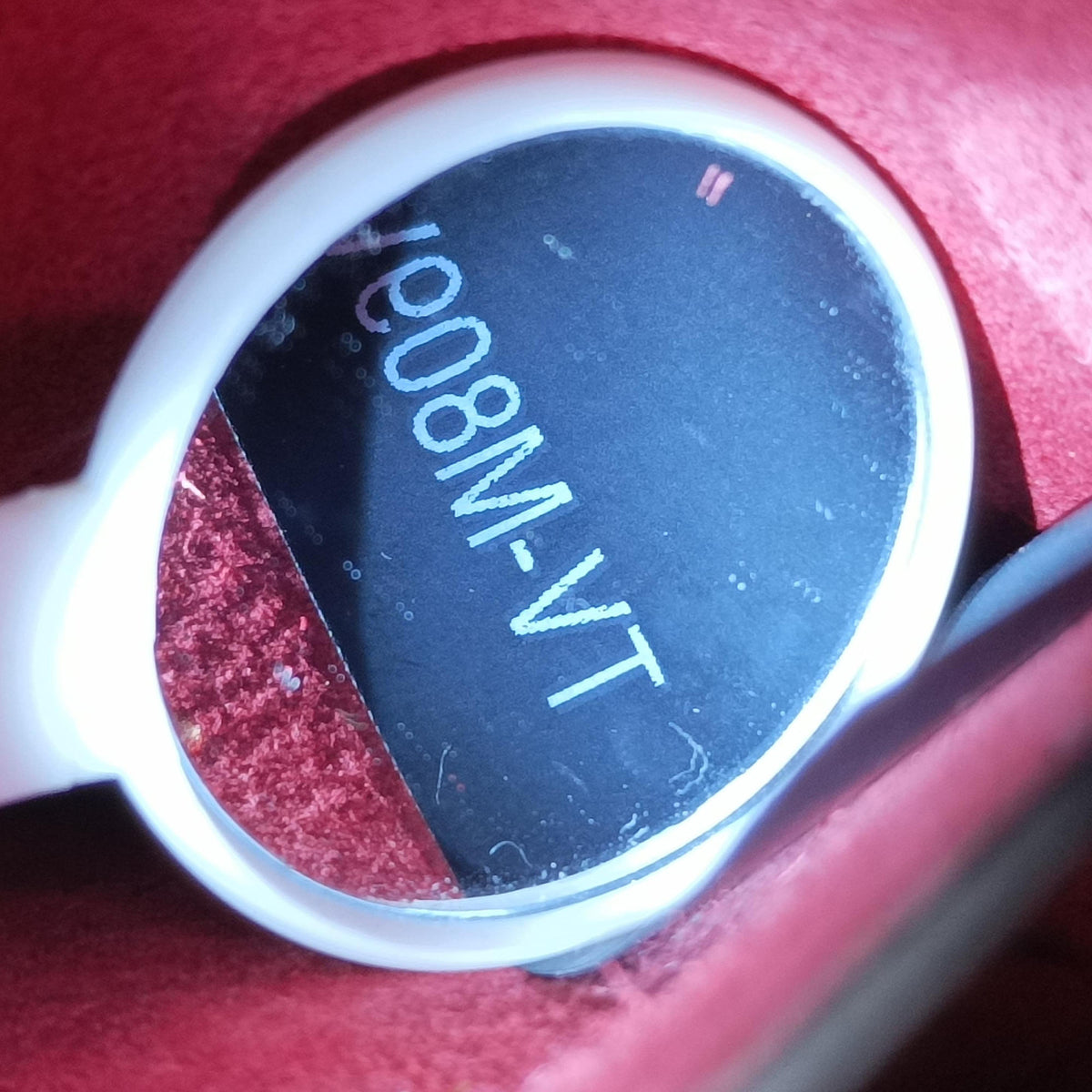 Rockstud Red Leather TV-M809VSF2ロックスタッズ レッド レザー TV-M809VSF2