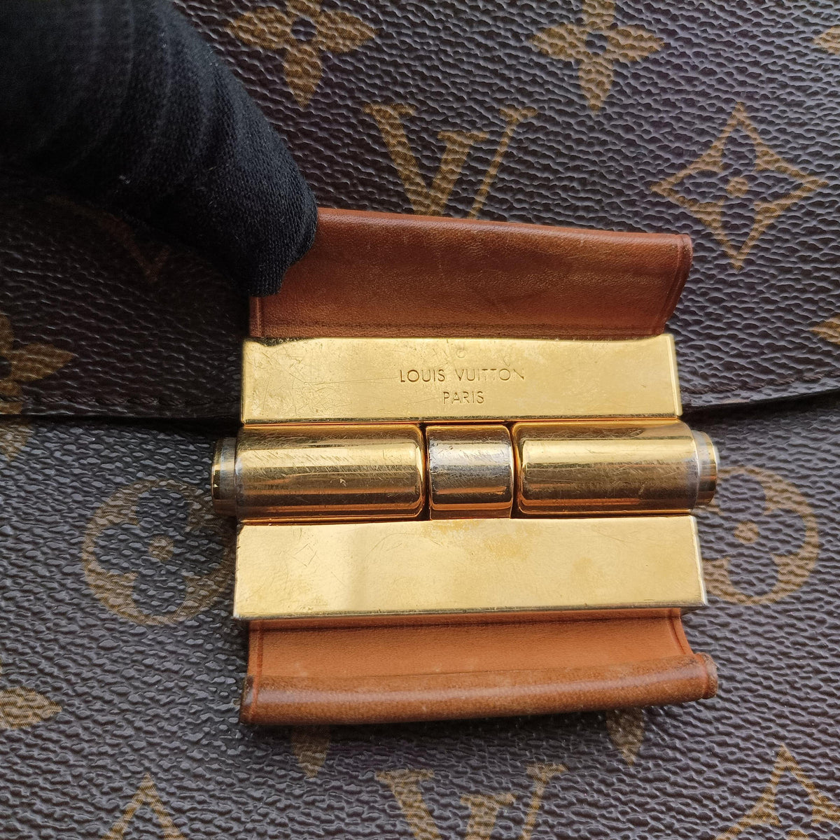 Secondhand Louis Vuitton OLYMPE Brown×QUETSCHE Monogram Canvas×calf leather M40926 handbag | stylenewstar