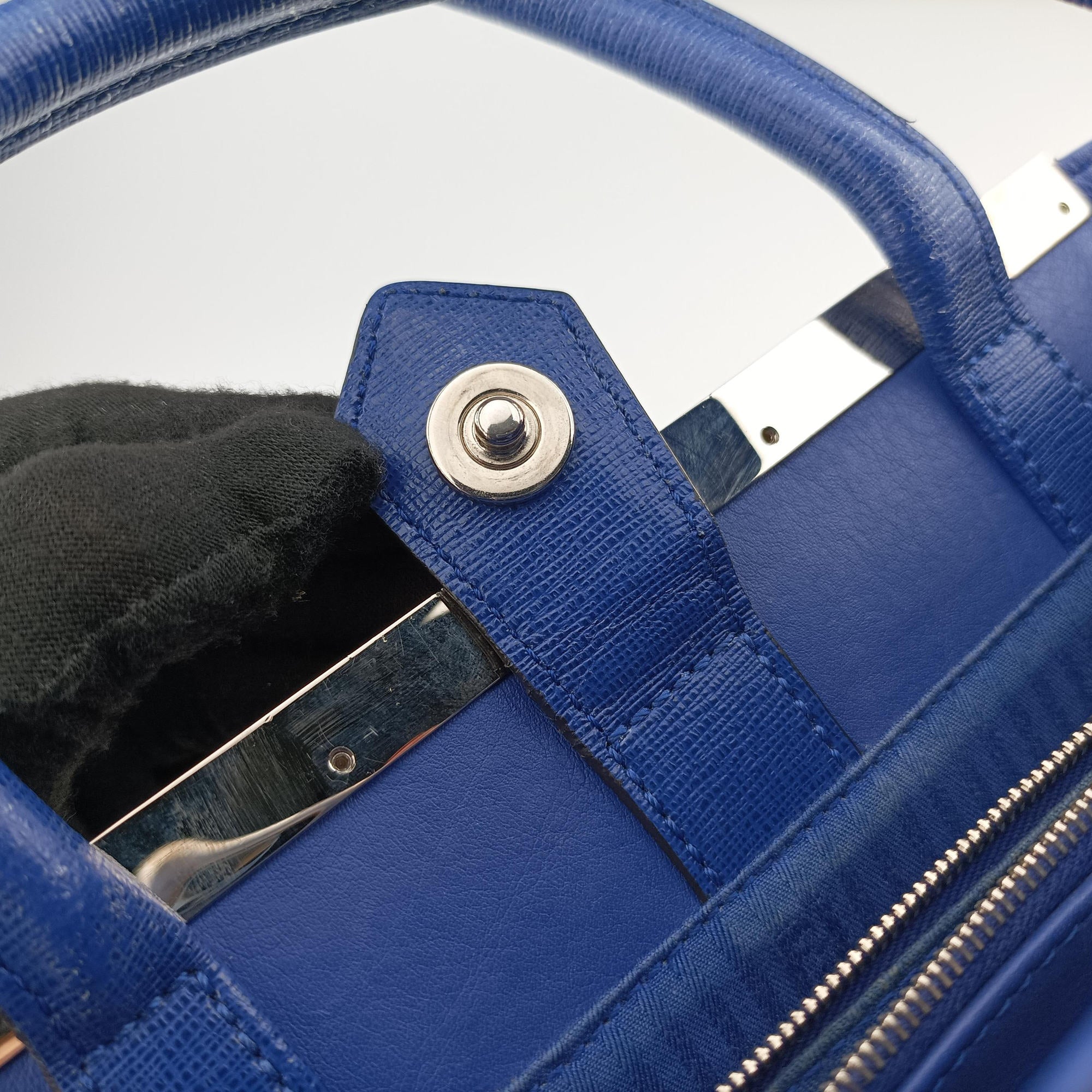 Petite 2 JOURS Blue Leather 8BH253 8BH253-D7E-158-8241プチ トゥージュール ブルー レザー 8BH253 8BH253-D7E-158-8241