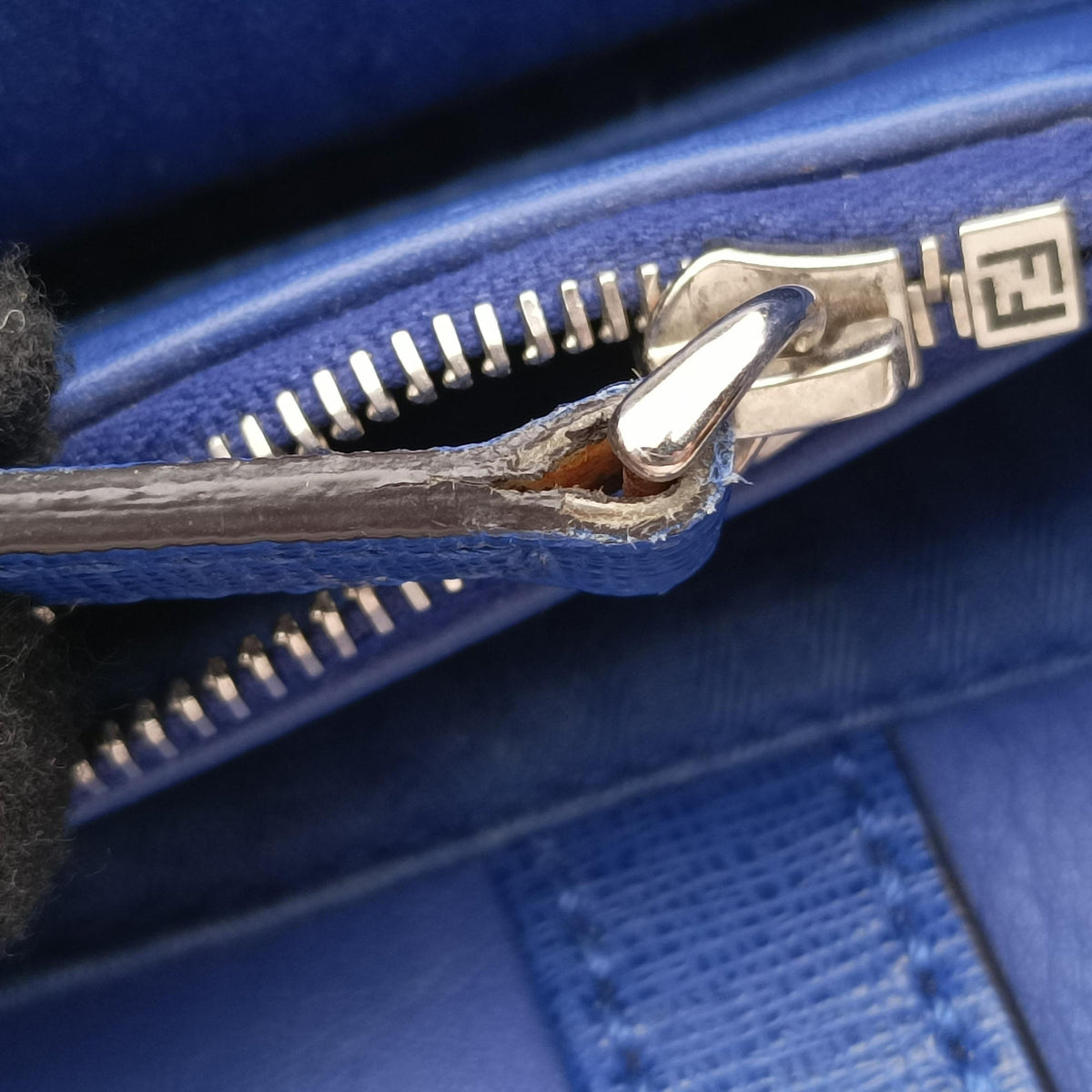 Petite 2 JOURS Blue Leather 8BH253 8BH253-D7E-158-8241プチ トゥージュール ブルー レザー 8BH253 8BH253-D7E-158-8241