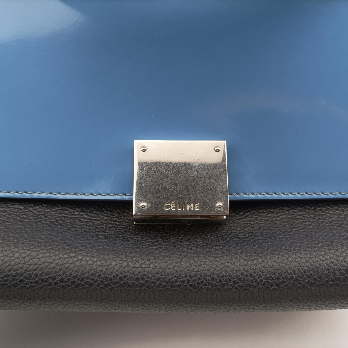 Pre-owned Celine Trapeze Blue×Black×Beige leather shoulderbag | stylenewstar