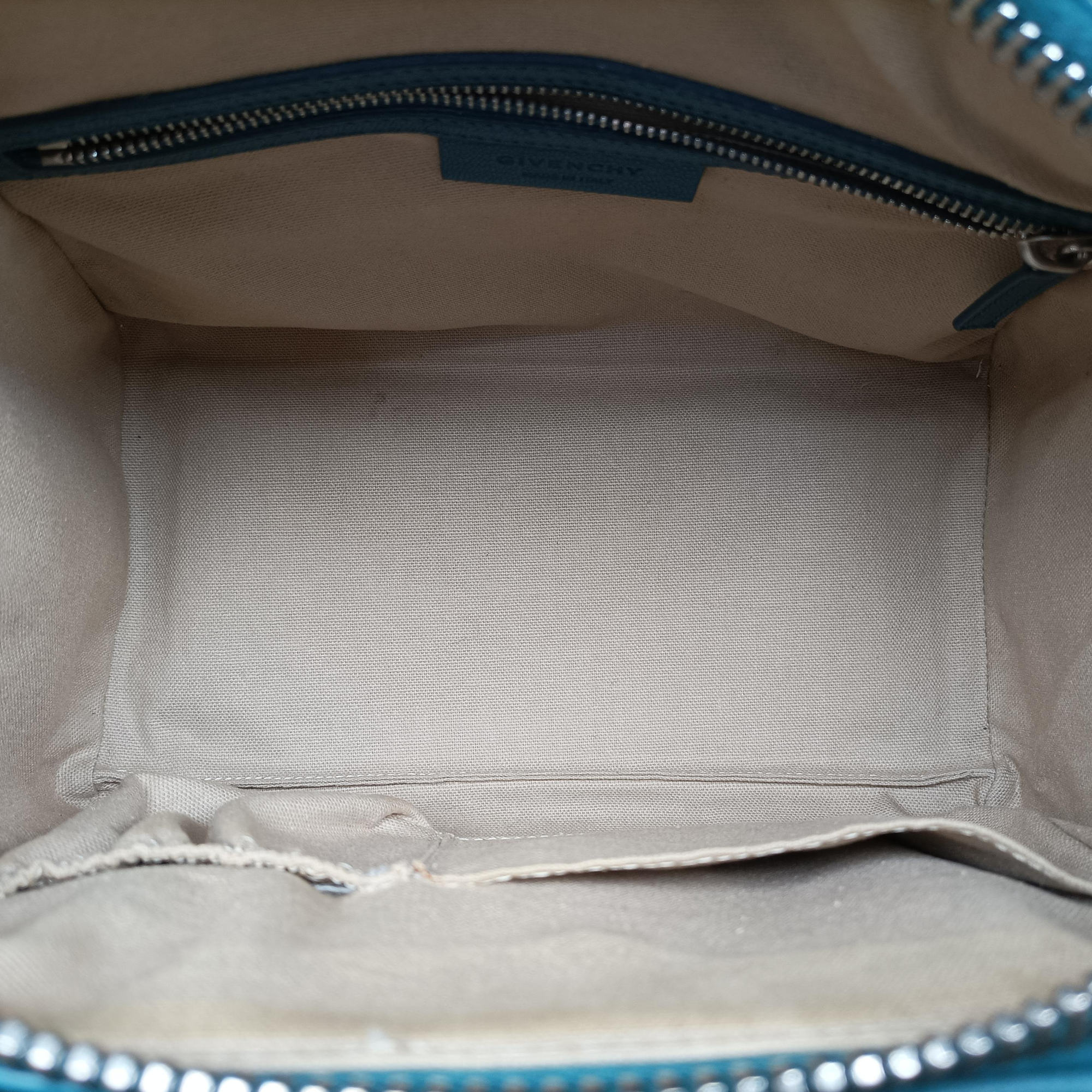 Antigona Blue leather ZE1124アンティゴナ ブルー レザー ZE1124