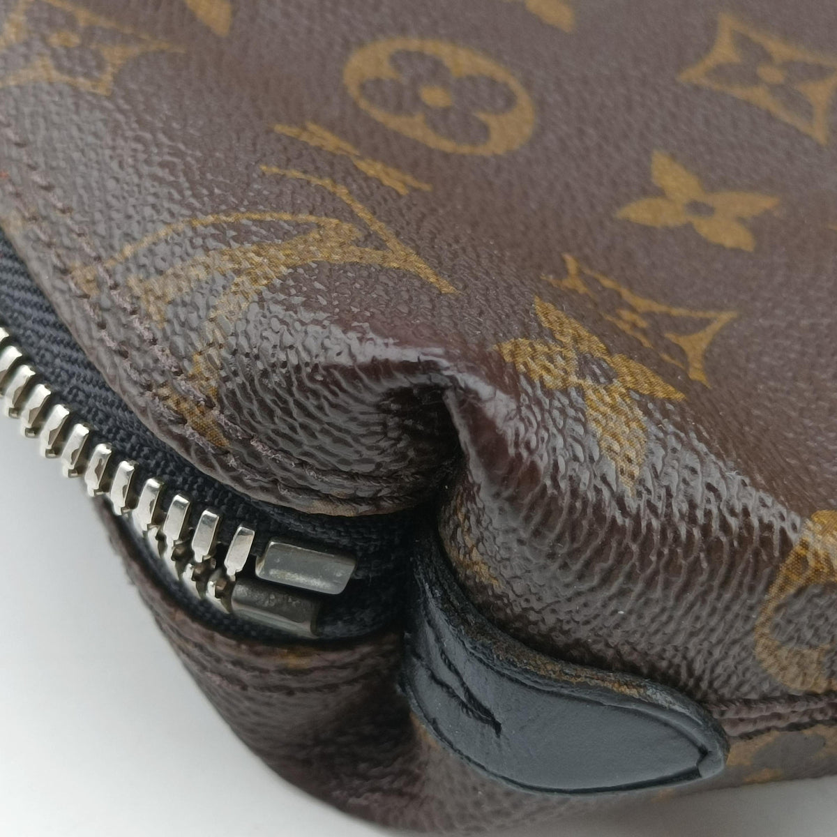 Pre-owned Louis Vuitton KITAN brown Monogram Macassar M40388 shoulderbag | stylenewstar