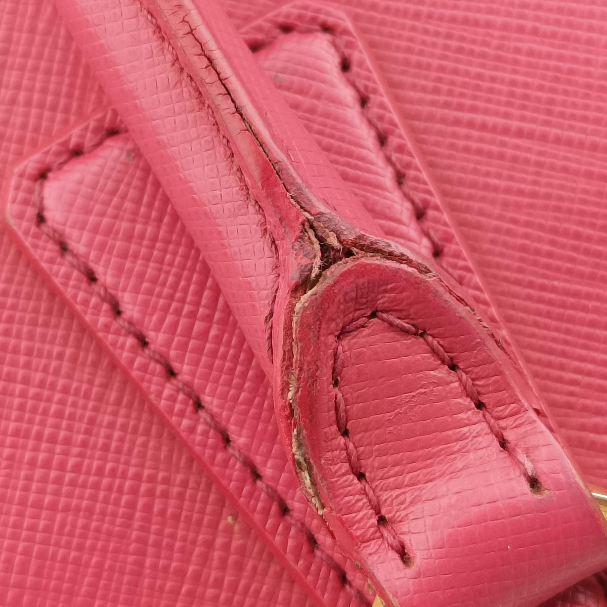Pre-owned Prada Promenade Pink SAFFIANO Leather BN2558 handbag | stylenewstar
