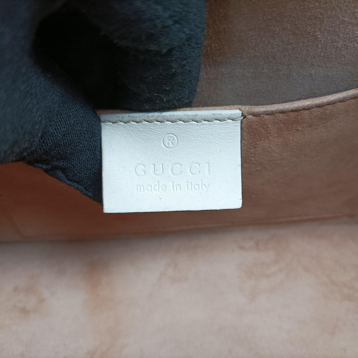 Pre-owned Gucci Sylvie Ivory×navy×red Leather 470270 shoulderbag | stylenewstar