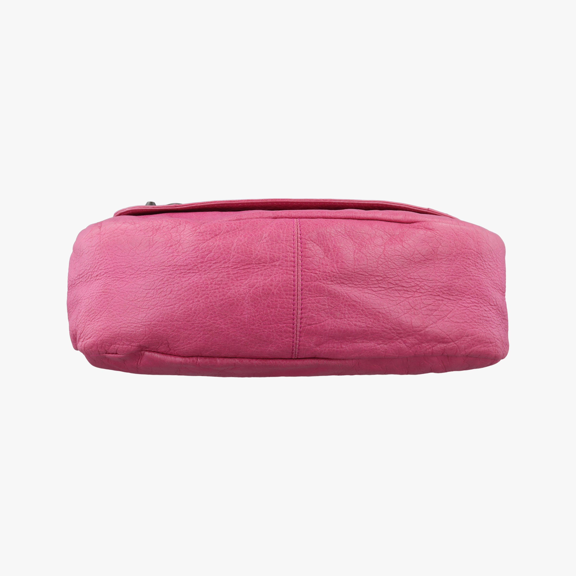 Classic Folk Messenger Pink lambskin 277043.5540 527277クラシックフォークメッセンジャー ピンク ラムスキン 277043.5540 527277
