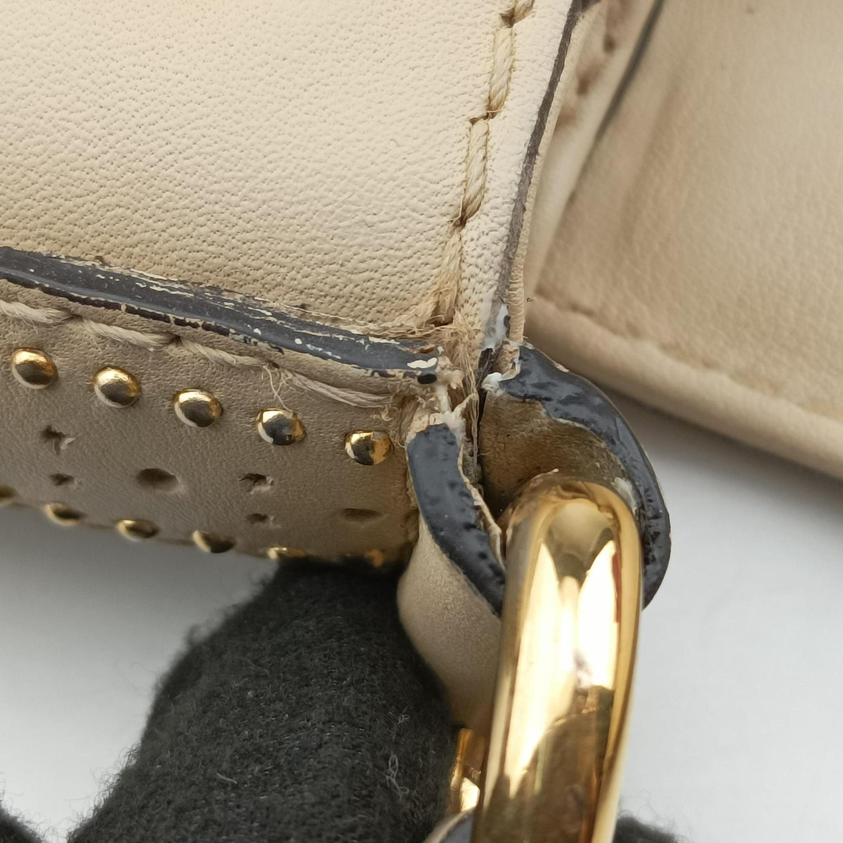 Snaffle Bit Beige Leather 263955 D8803619スナッフルビット ベージュ レザー 263955 D8803619
