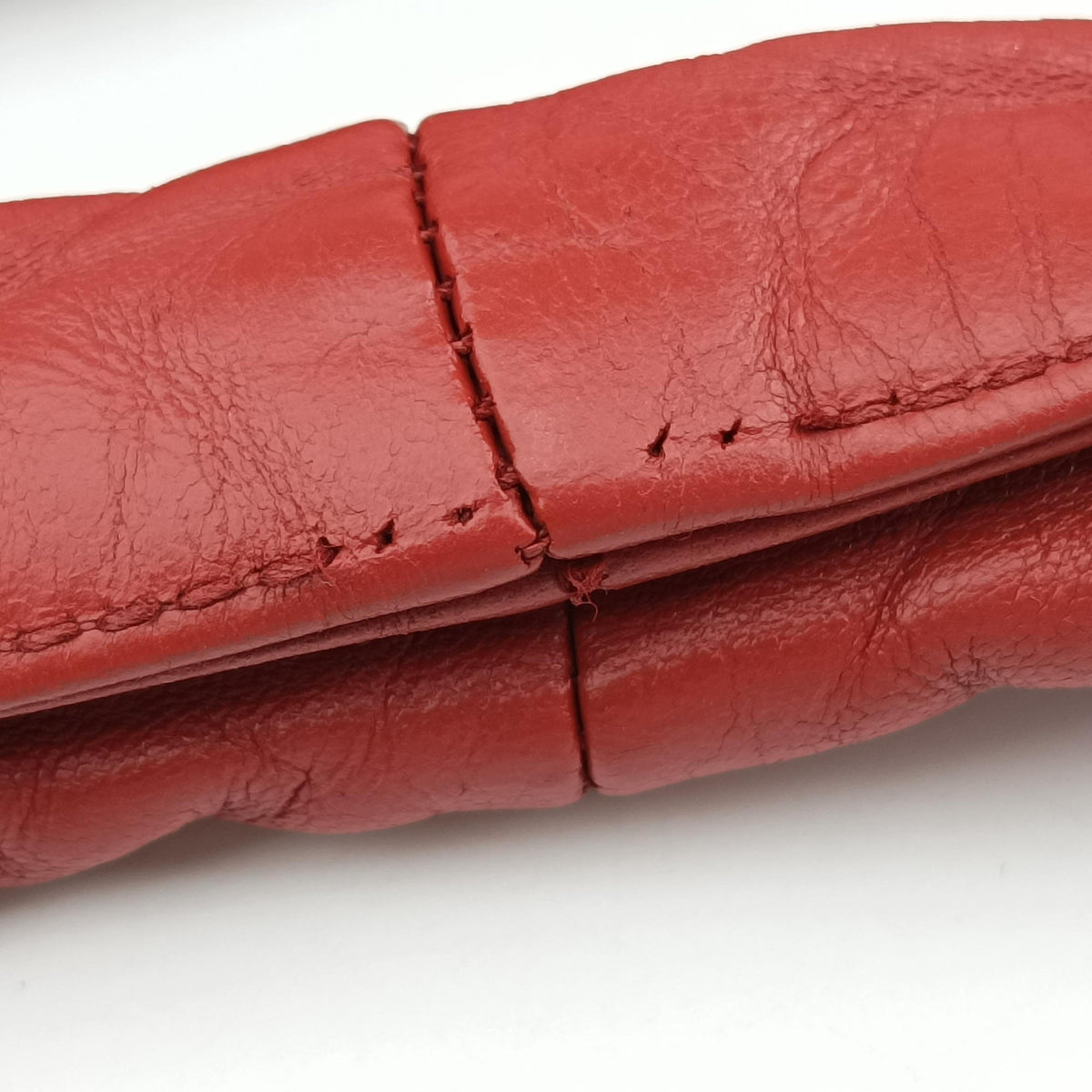 Pre-owned Bottega Veneta Intrecciato Red lambskin handbag | stylenewstar