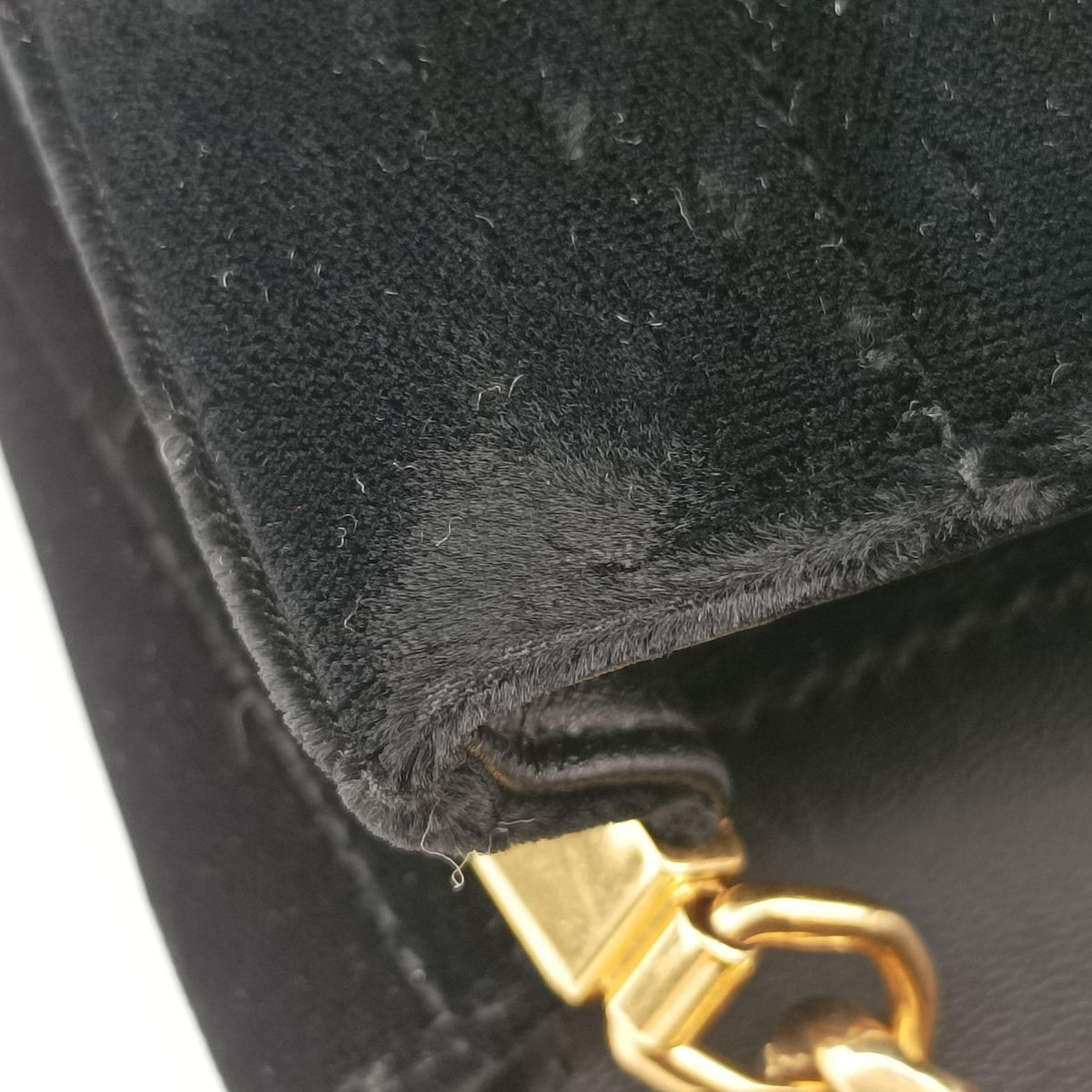 Pre-owned Yves Saint Laurent VICKY Black velour 538439 shoulderbag | stylenewstar