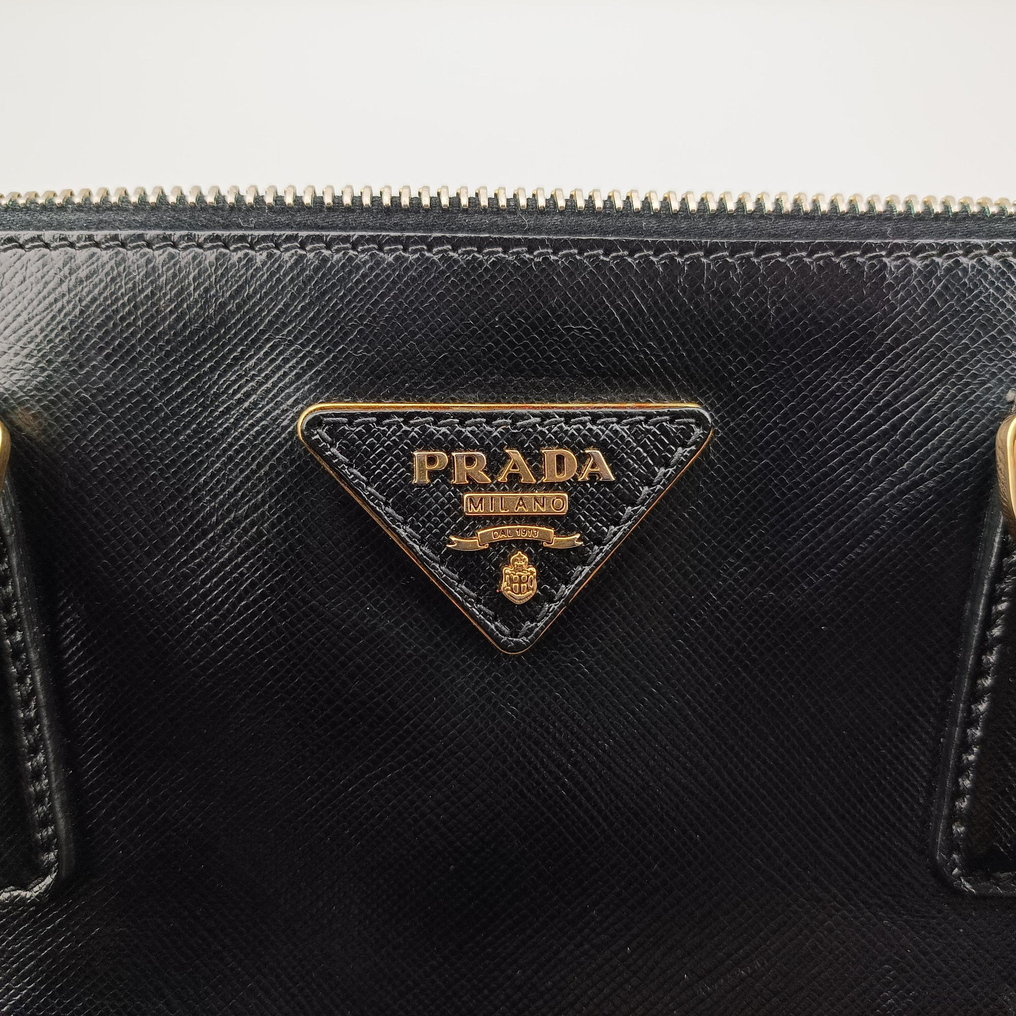 Galleria Black SAFFIANO Leather BN2274 117ガレリア ブラック サフィアーノレザー BN2274 117