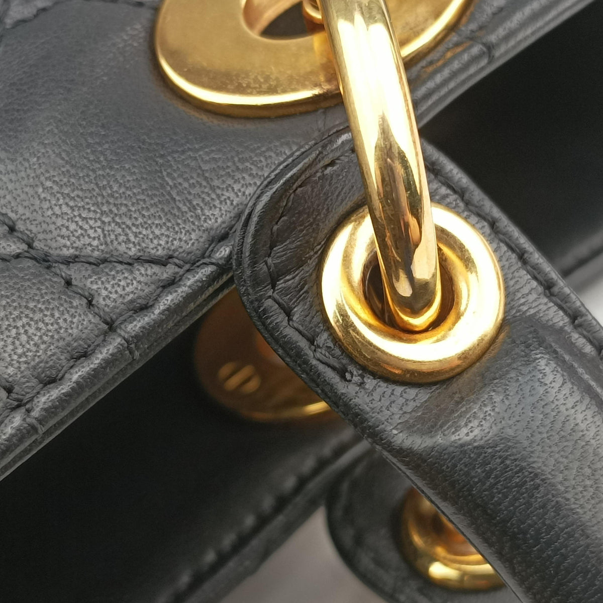 Pre-owned Christian Dior Lady Dior Black lambskin handbag | stylenewstar