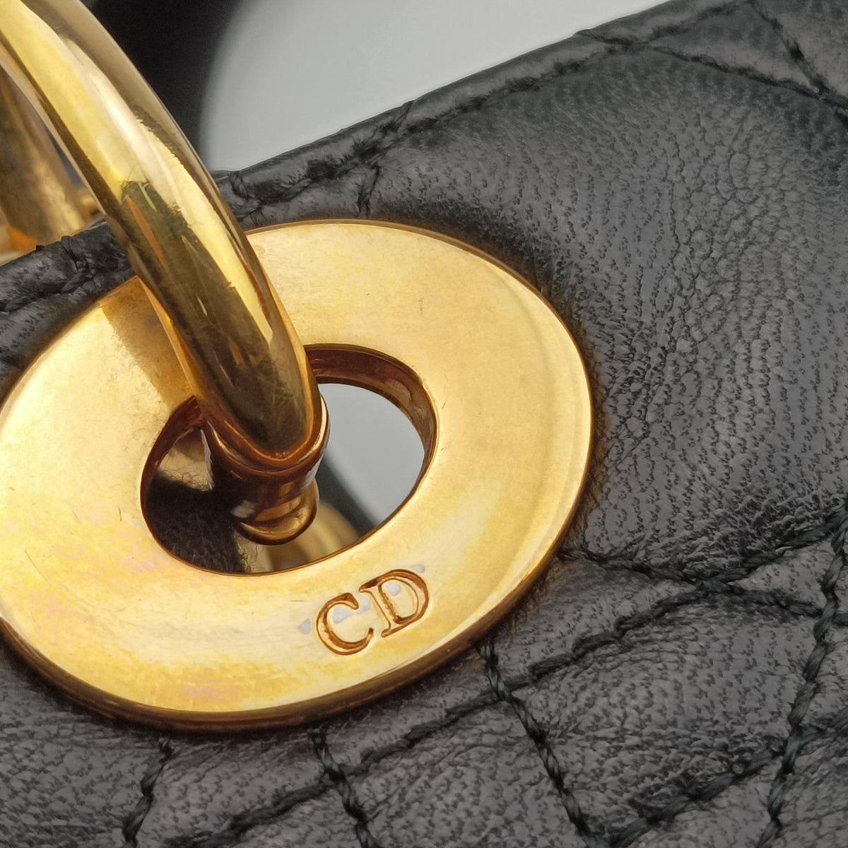 Pre-owned Christian Dior Lady Dior Black lambskin handbag | stylenewstar