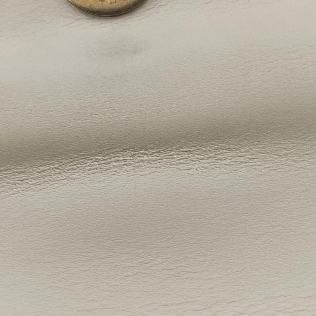 Pre-owned Gucci Broadway Pearl Bee White Leather 453778 shoulderbag | stylenewstar