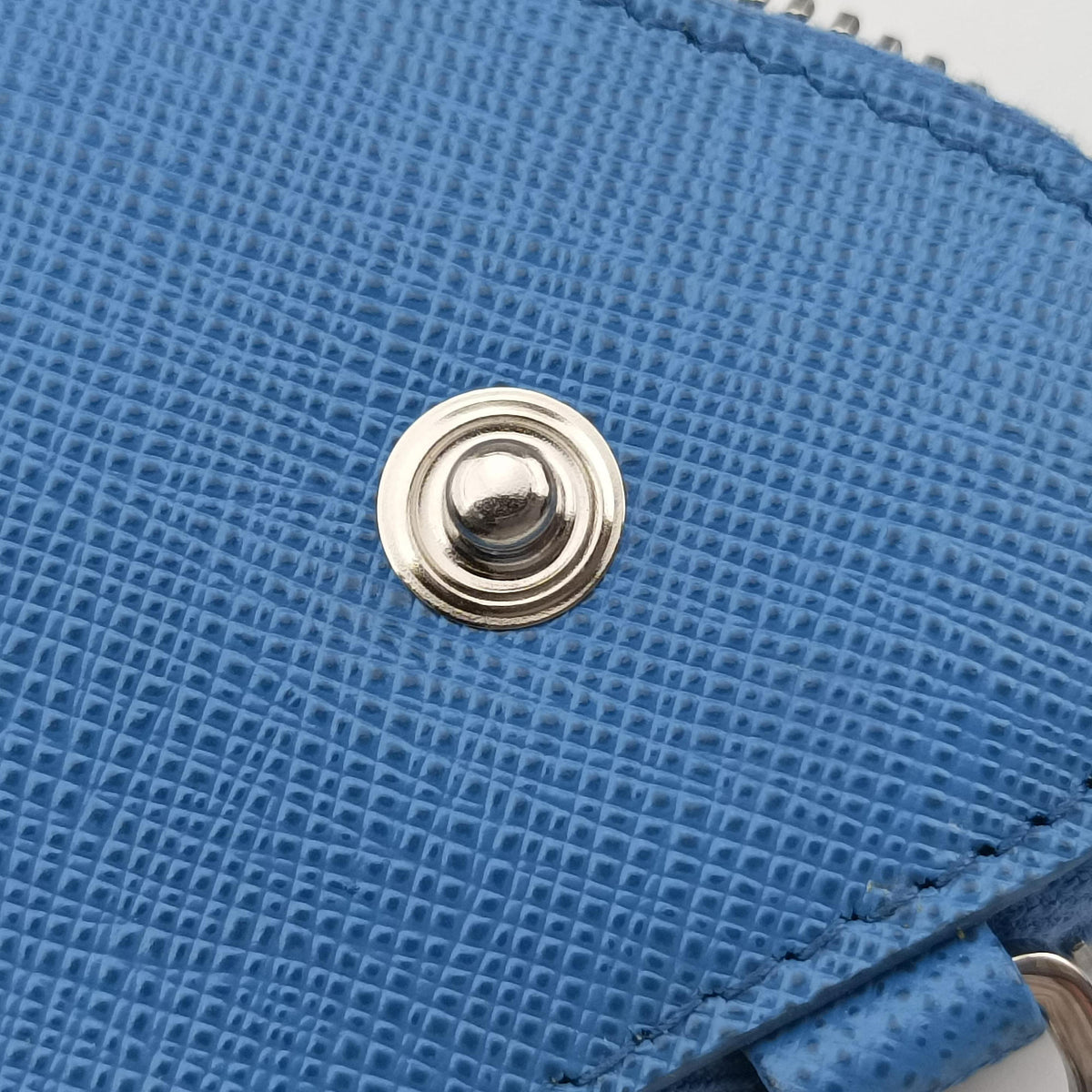 Secondhand Prada Triangle Logo Plate Blue SAFFIANO Leather 1NR015 shoulderbag | stylenewstar