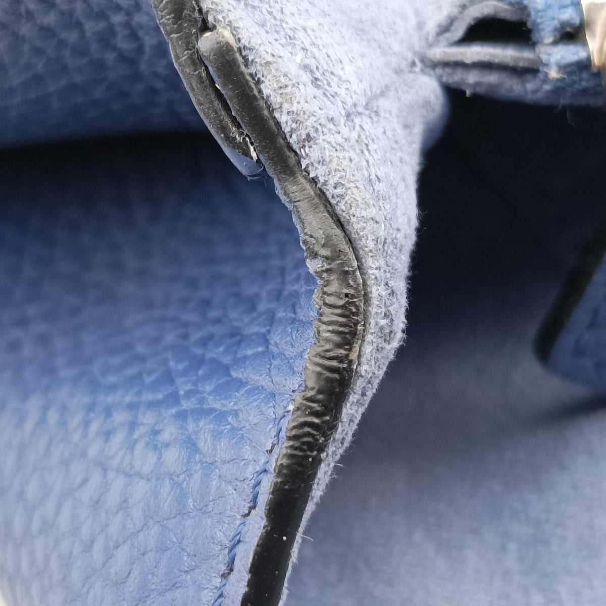 VOLTA ブルー Taurillon leather M50255 MI5115ヴォルタ ブルー トリヨンレザー M50255 MI5115