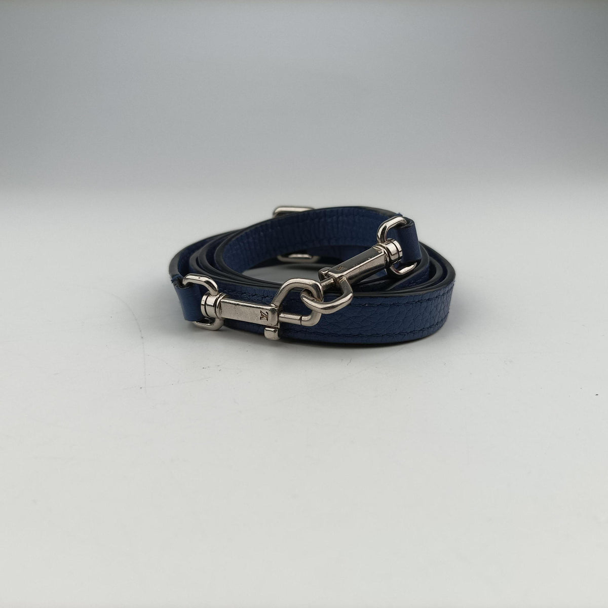 VOLTA ブルー Taurillon leather M50255 MI5115ヴォルタ ブルー トリヨンレザー M50255 MI5115
