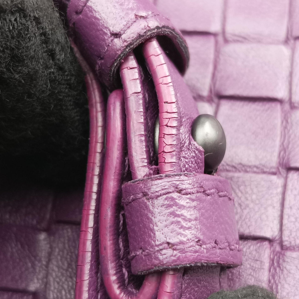 Pre-owned Bottega Veneta Intrecciato Purple lambskin shoulderbag | stylenewstar