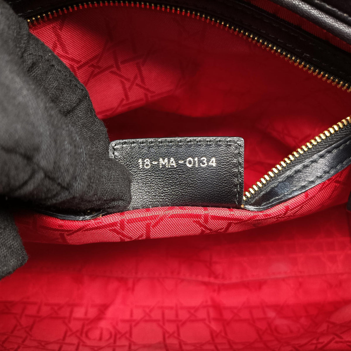 Secondhand Christian Dior Lady Dior Black lambskin handbag | stylenewstar