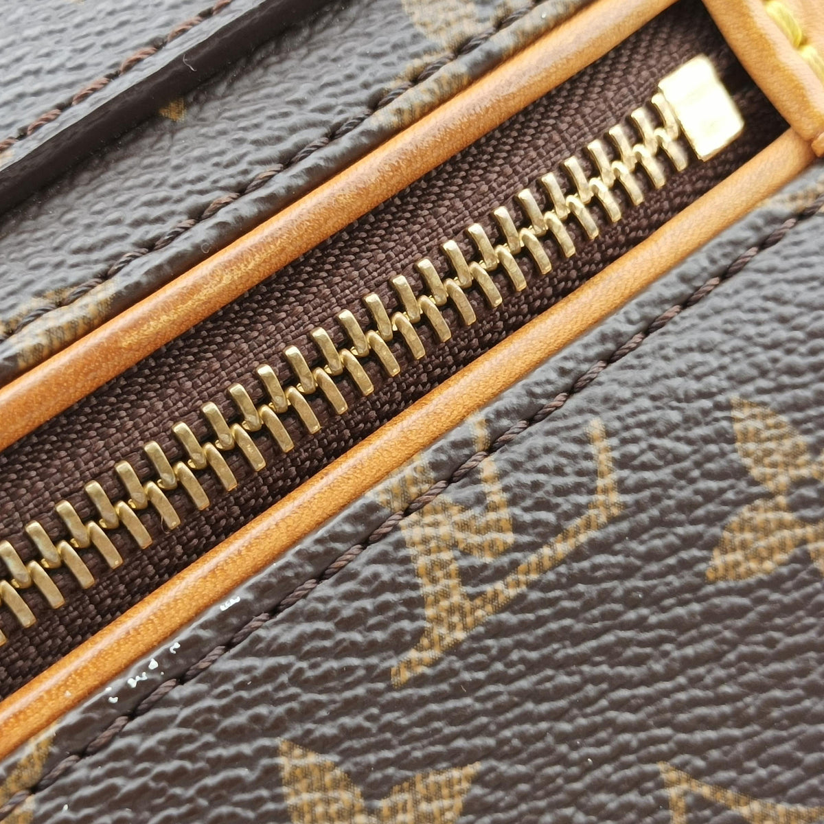 Pre-owned Louis Vuitton OLYMPE Brown×Avane Monogram Canvas×calf leather M40925 handbag | stylenewstar