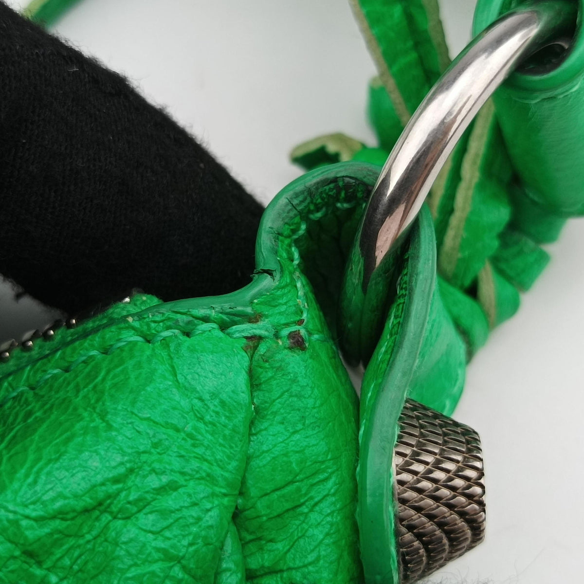 Pre-owned Balenciaga Le Cagole Green Leather shoulderbag | stylenewstar
