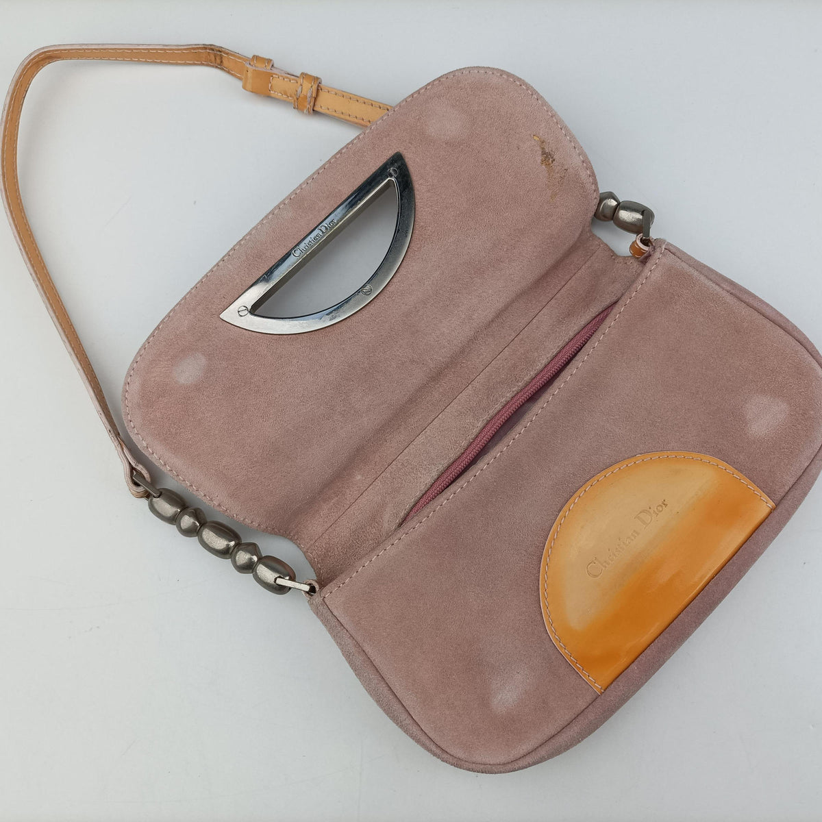 Secondhand Christian Dior Marispearl Pink Suede shoulderbag | stylenewstar