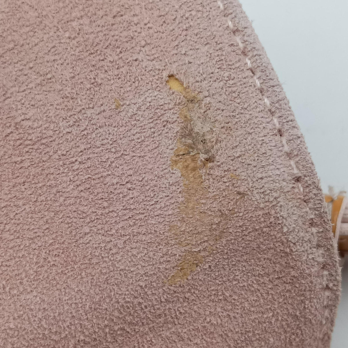 Secondhand Christian Dior Marispearl Pink Suede shoulderbag | stylenewstar