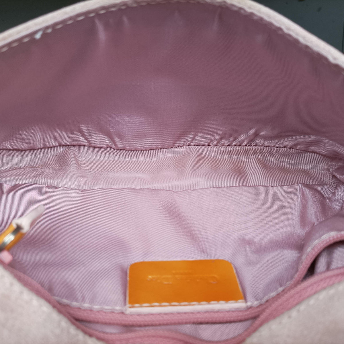 Secondhand Christian Dior Marispearl Pink Suede shoulderbag | stylenewstar