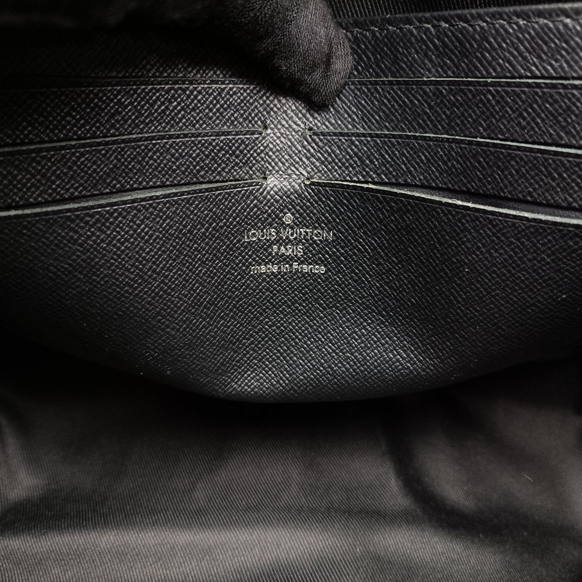 Pochette Voyage MM Black x Silver Monogram Split M63039 SP1128ポシェット ヴォワヤージュ MM ブラック x シルバー モノグラム スプリット M63039 SP1128