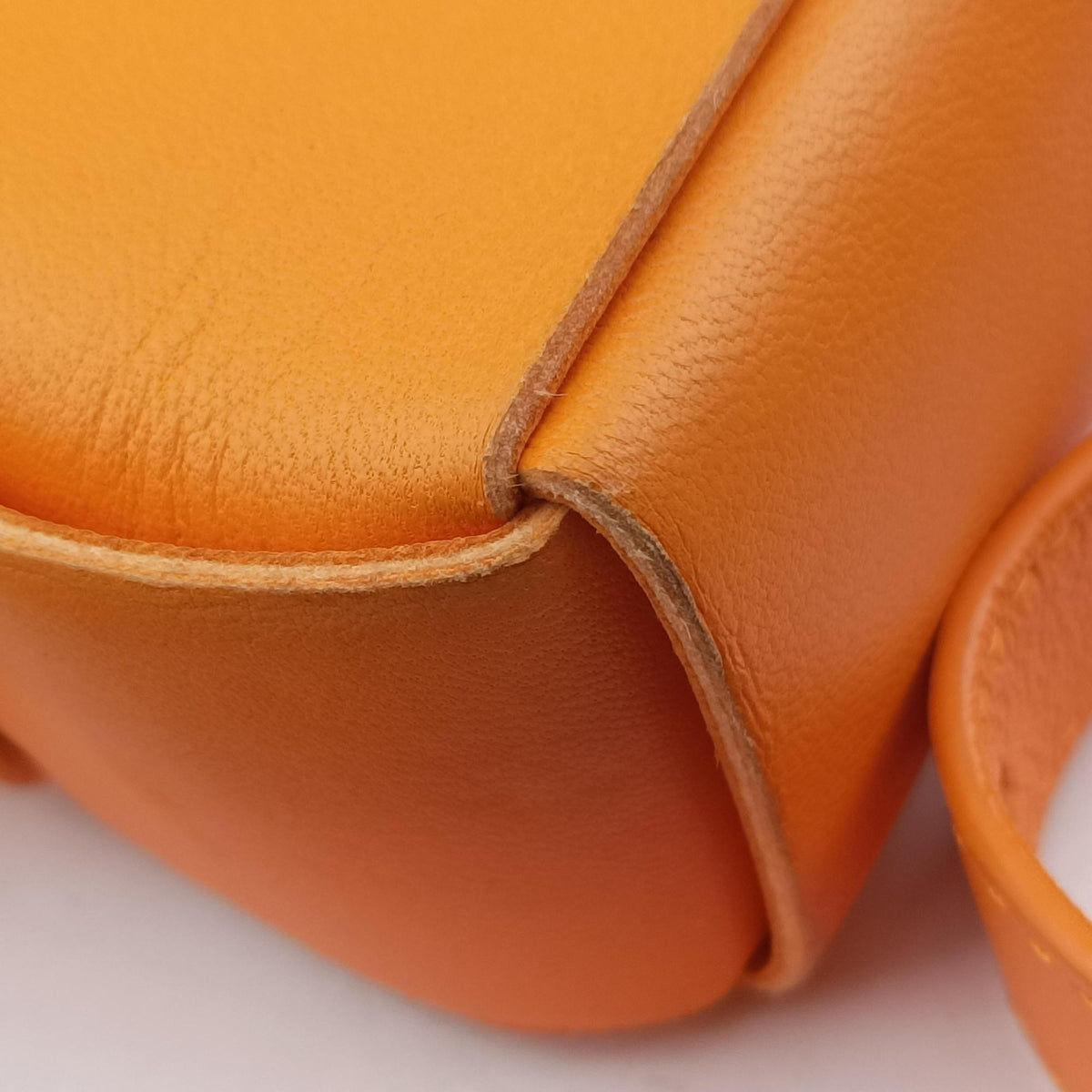 Pre-owned Bottega Veneta candy cassette Orange lambskin shoulderbag | stylenewstar